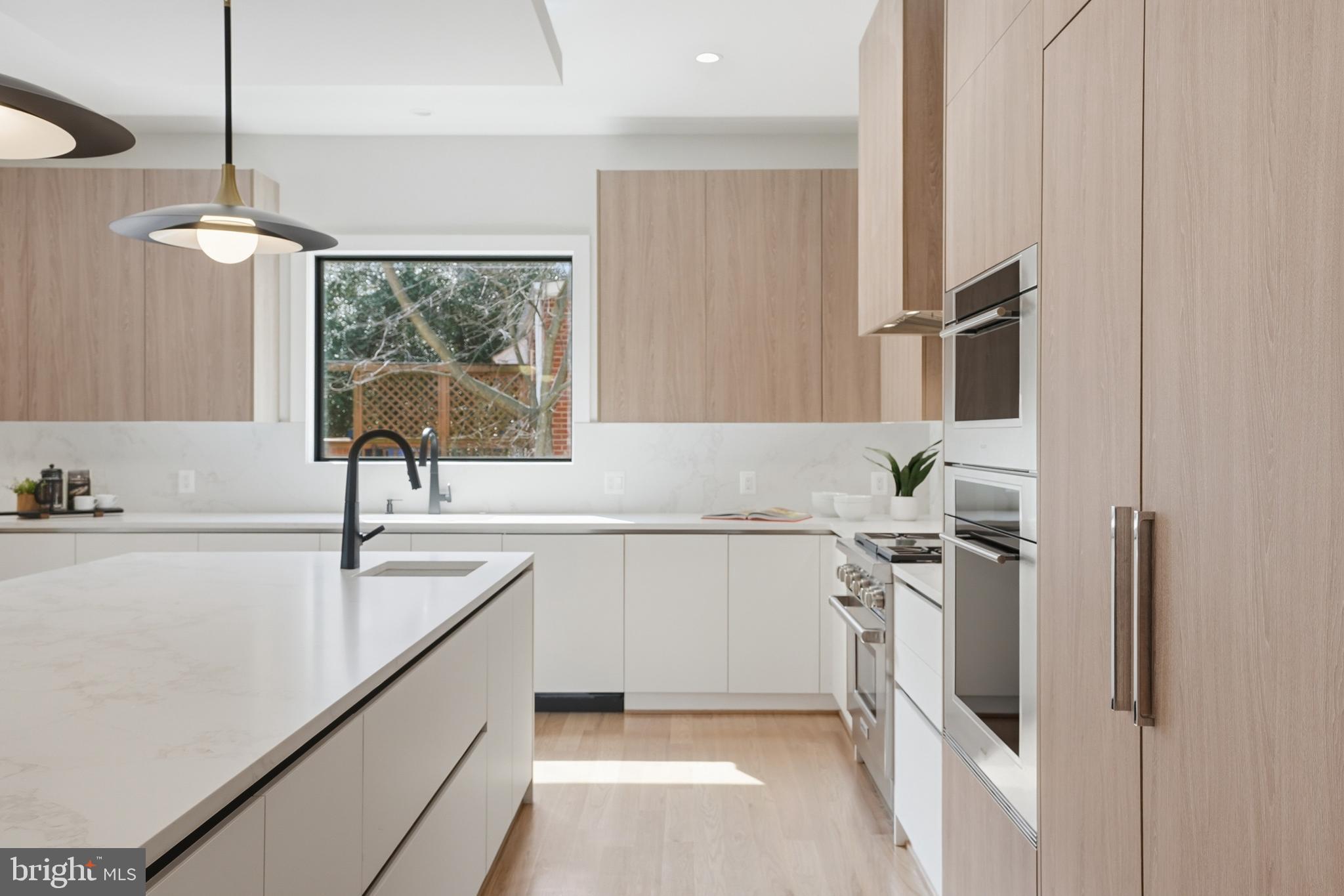 PIMMIT HILLS - Residential