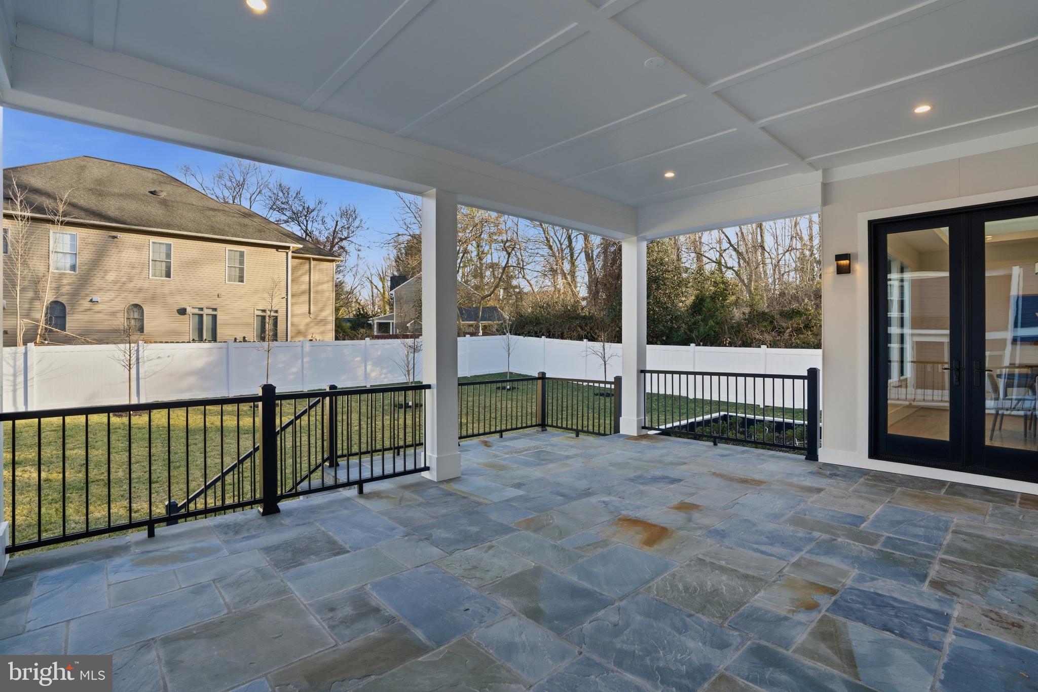 PIMMIT HILLS - Residential