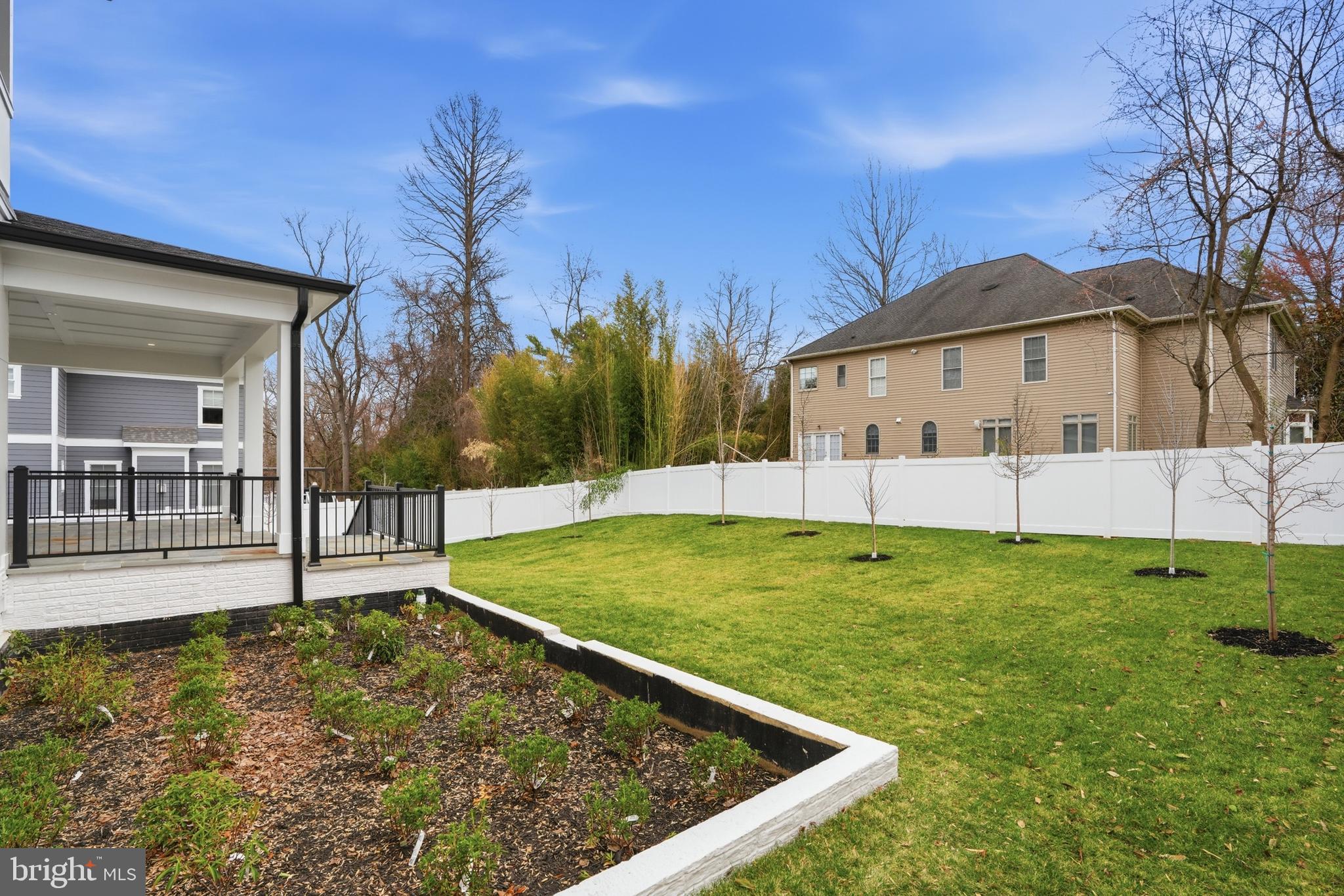PIMMIT HILLS - Residential