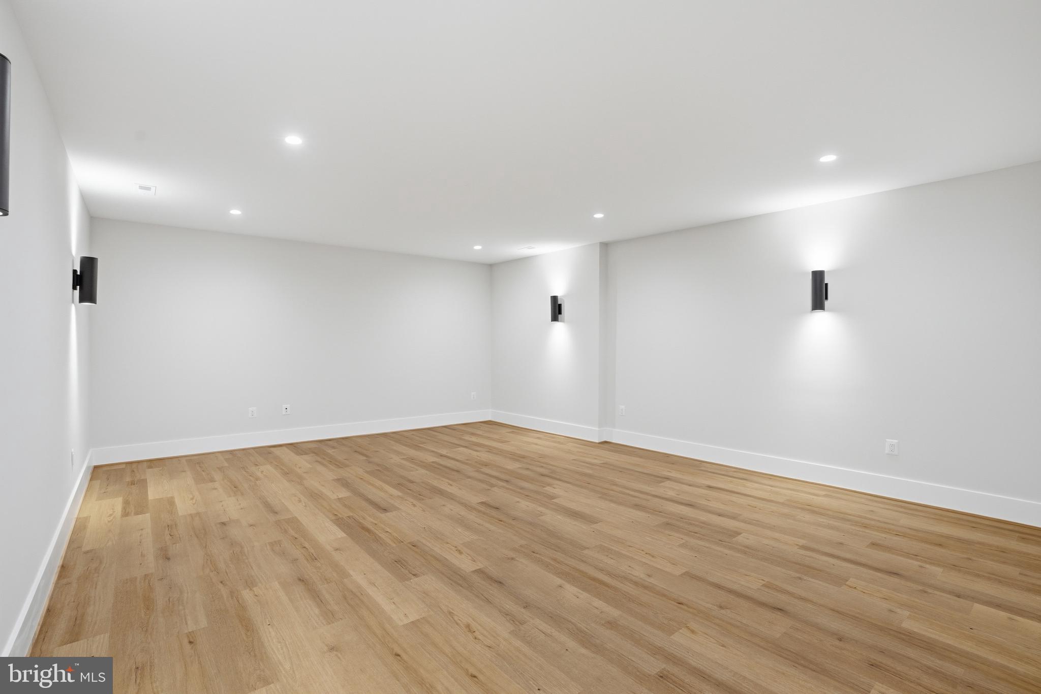 PIMMIT HILLS - Residential