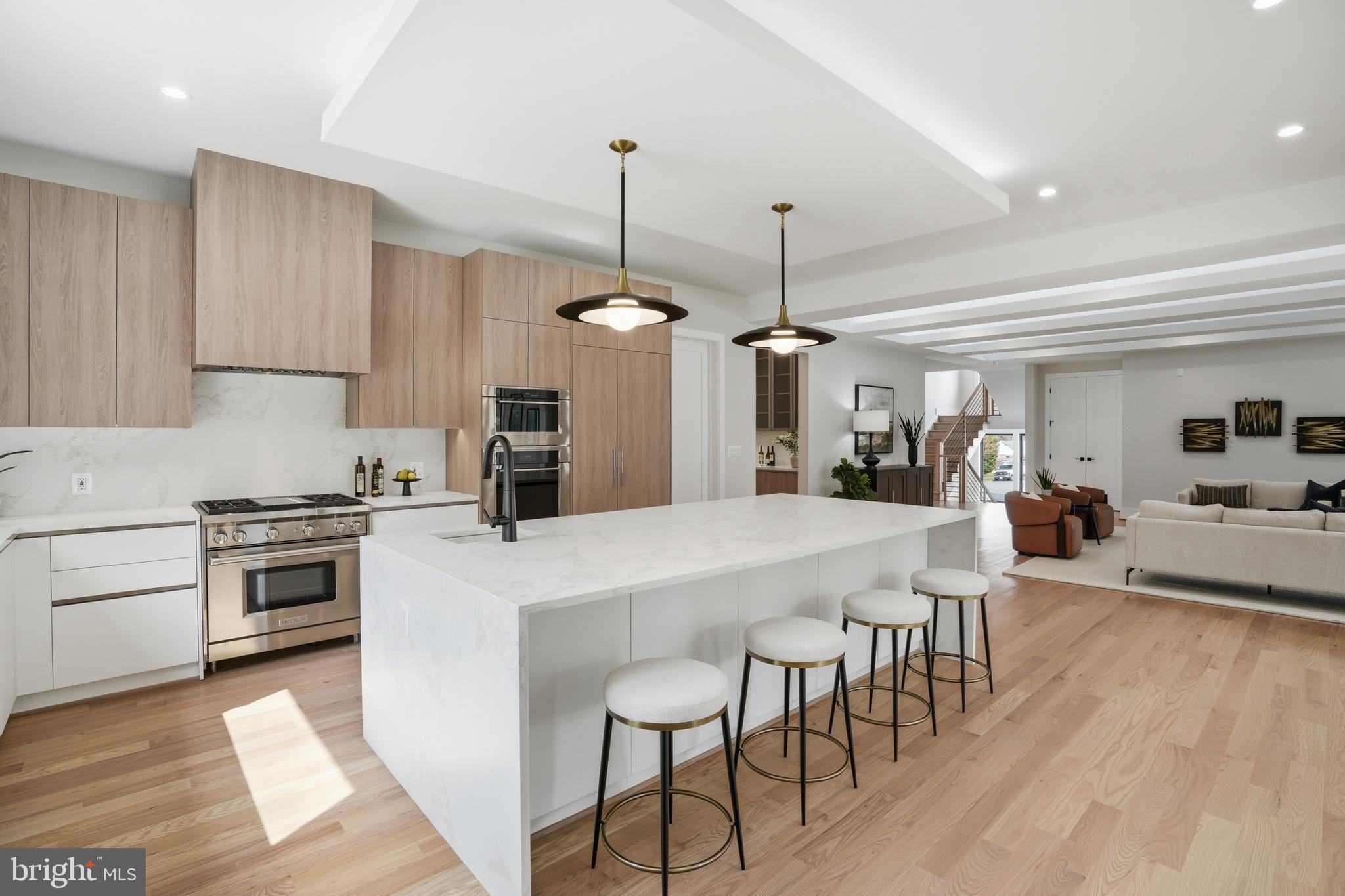 PIMMIT HILLS - Residential