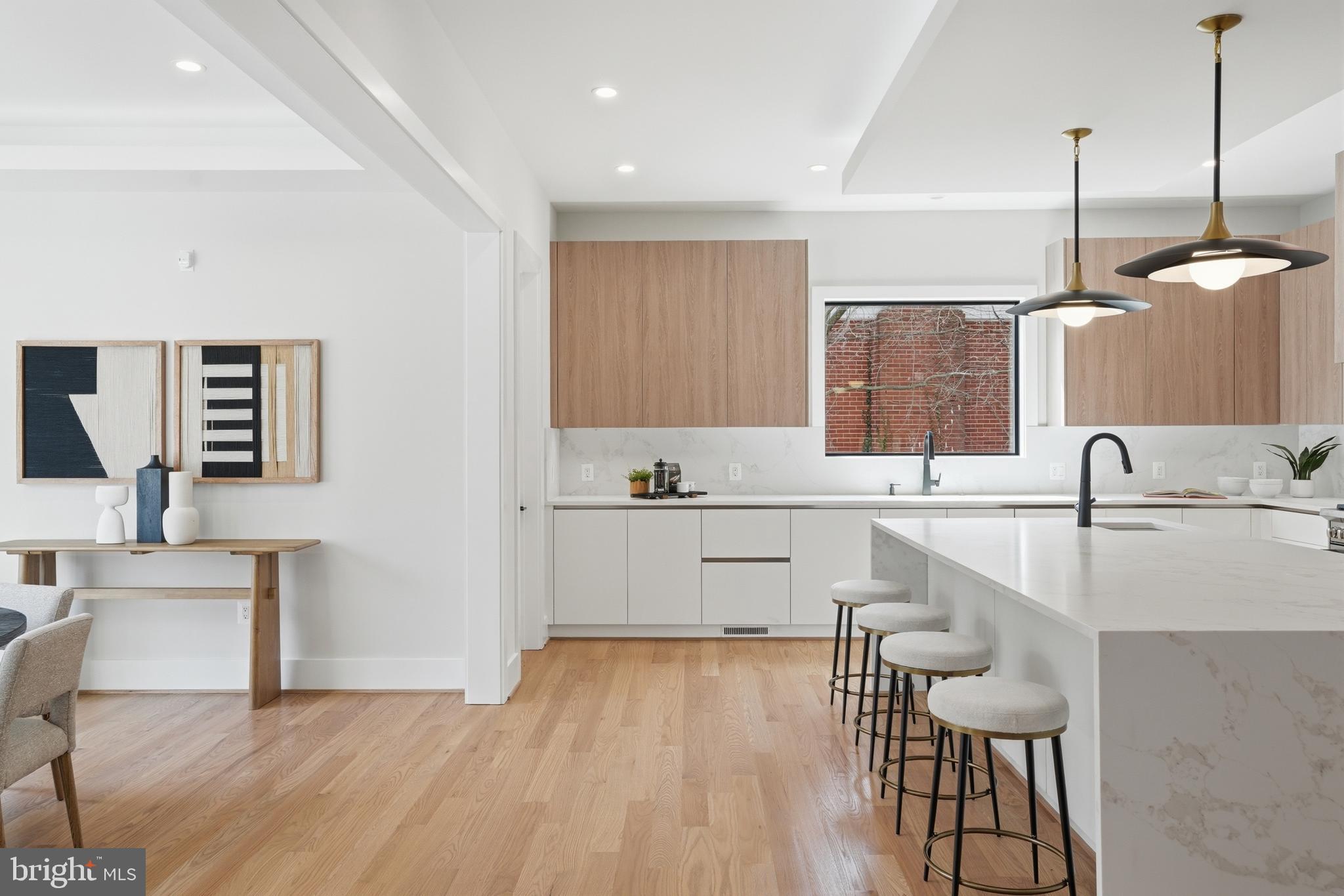 PIMMIT HILLS - Residential