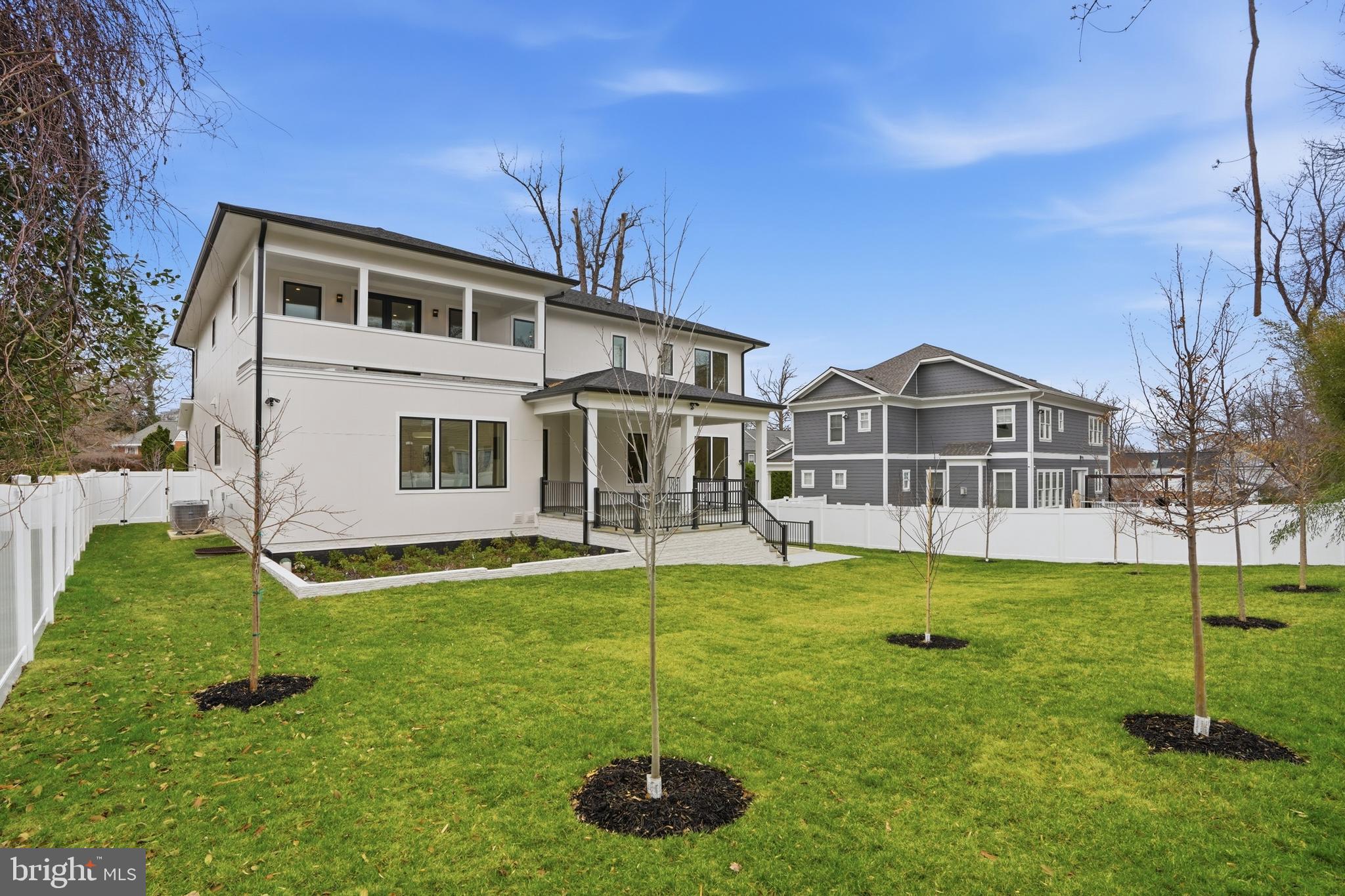 PIMMIT HILLS - Residential