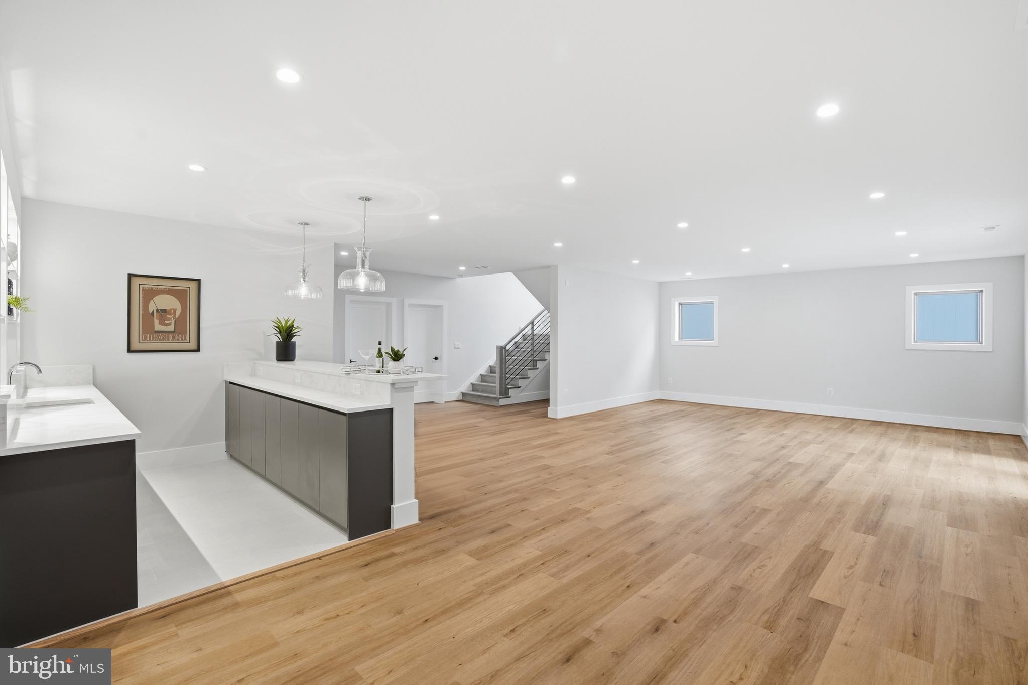 PIMMIT HILLS - Residential