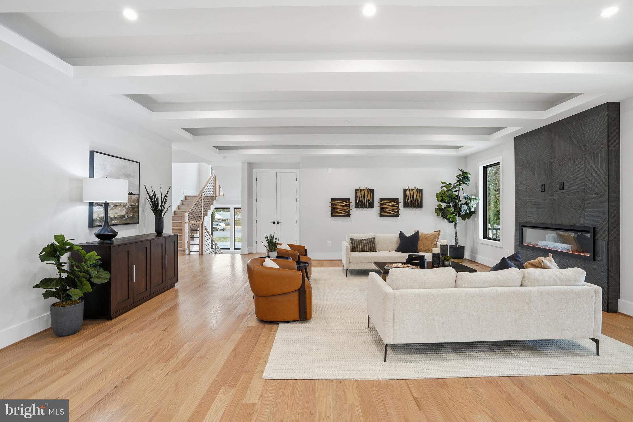 PIMMIT HILLS - Residential