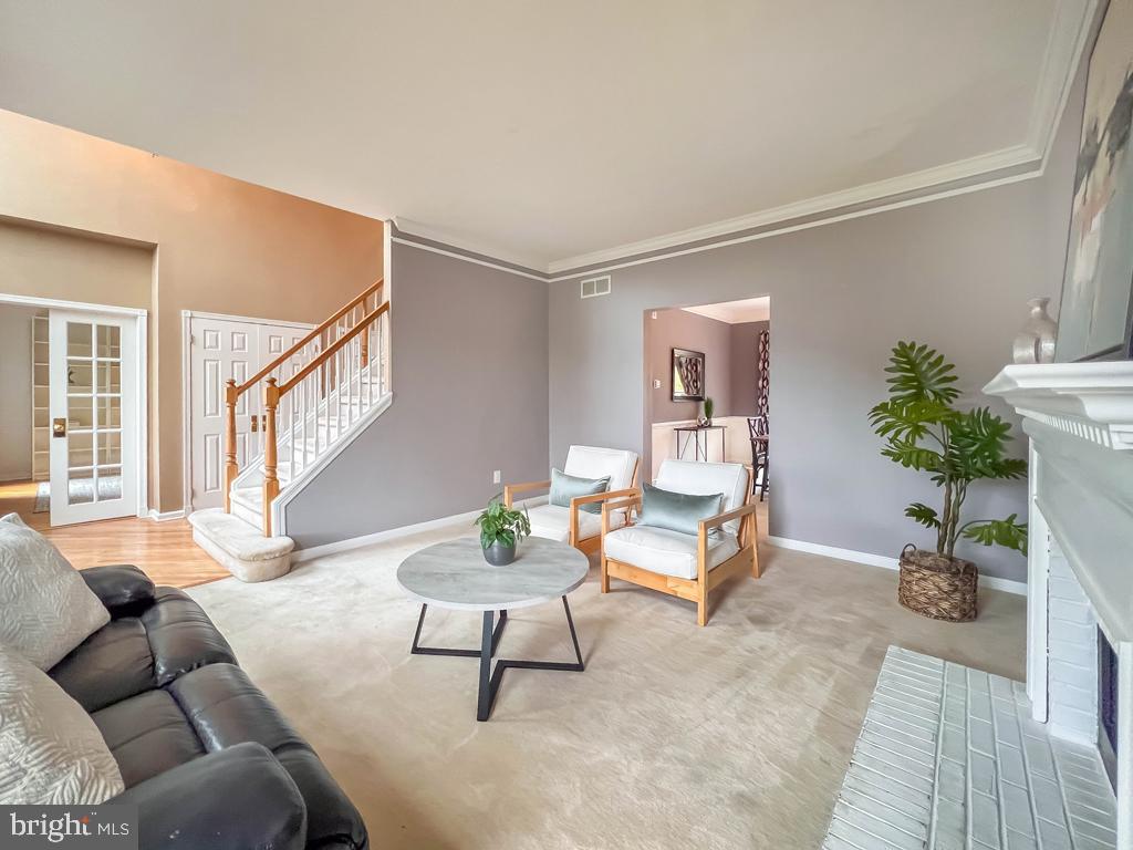 JAMISON HUNT - Residential