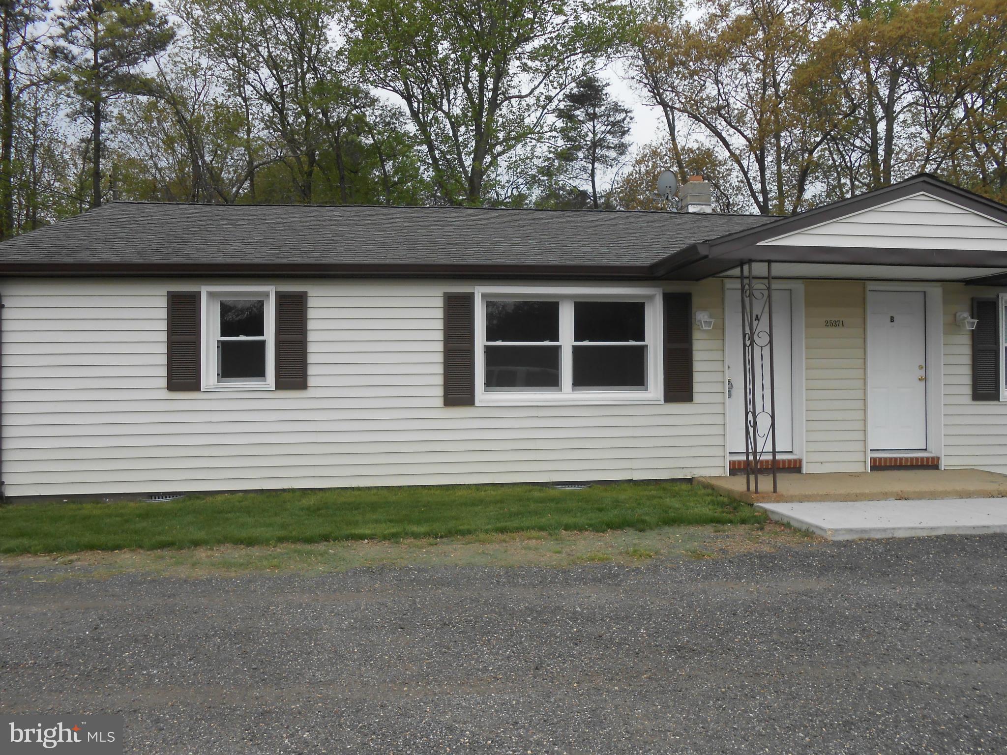 Beautiful 2 bedroom 1 full bath duplex rambler in downtown Hollywood! All electric, deck, shed, washer and dryer . . No pets. Left side is the only one available. Rent includes water and sewer.  No smoking.