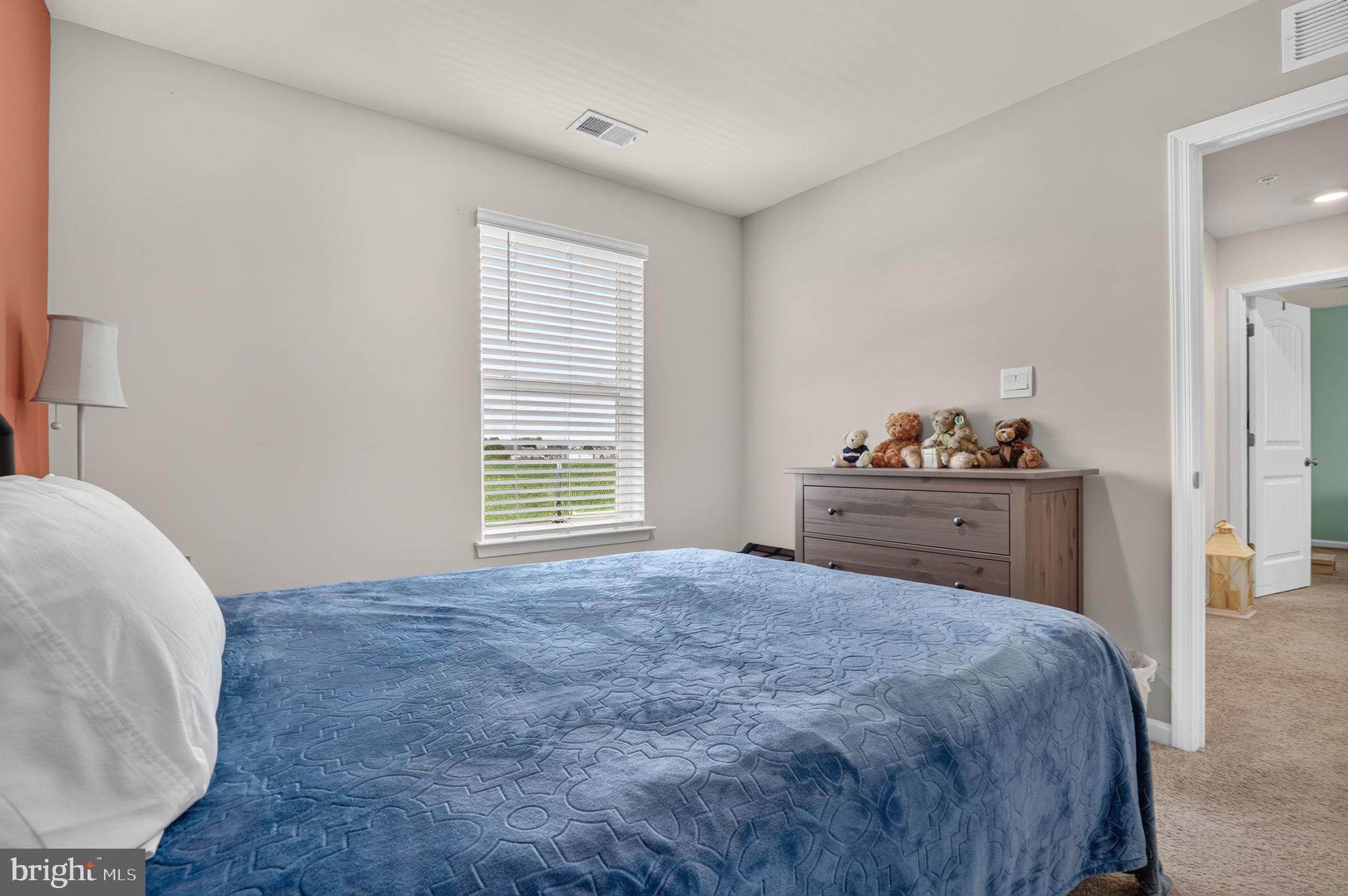 SOUTHERN FLDS - Residential
