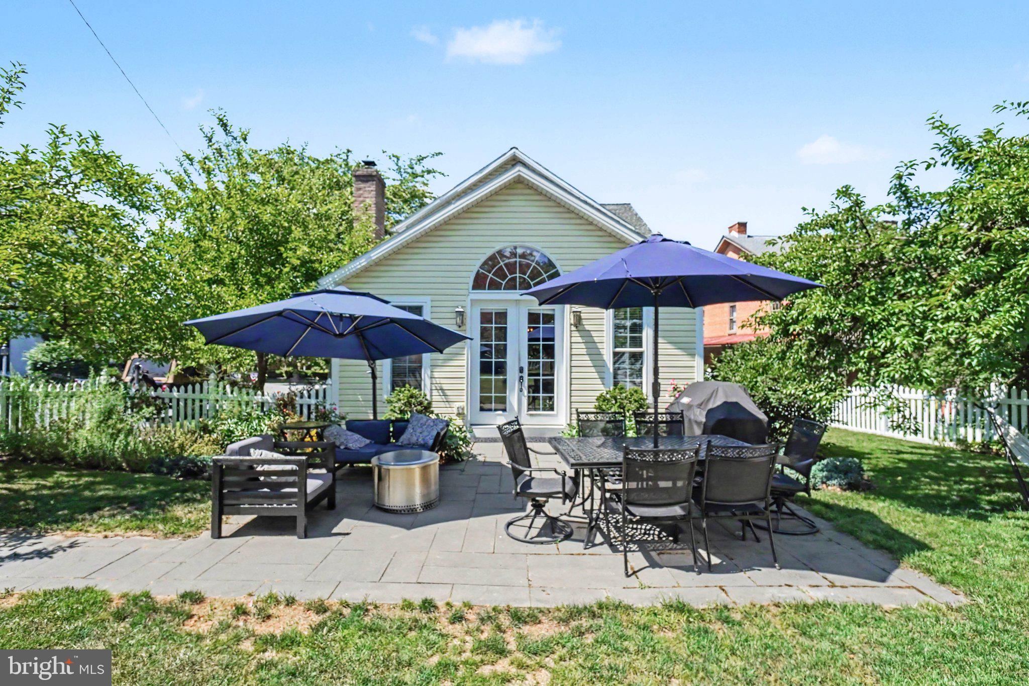 ANNVILLE HISTORIC DIST. - Residential
