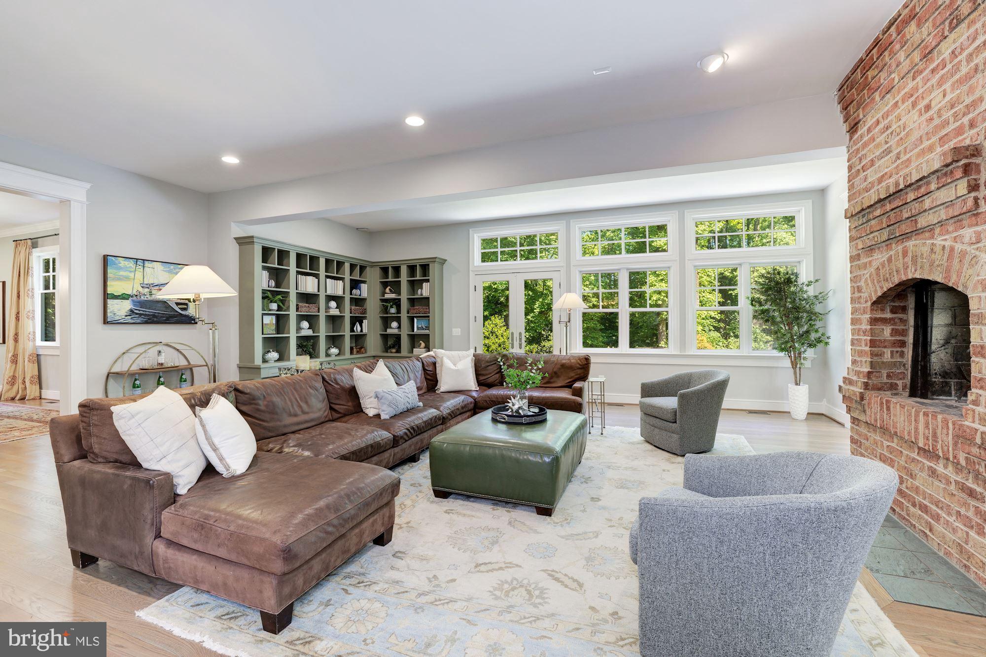 FRANKLIN PARK - Residential