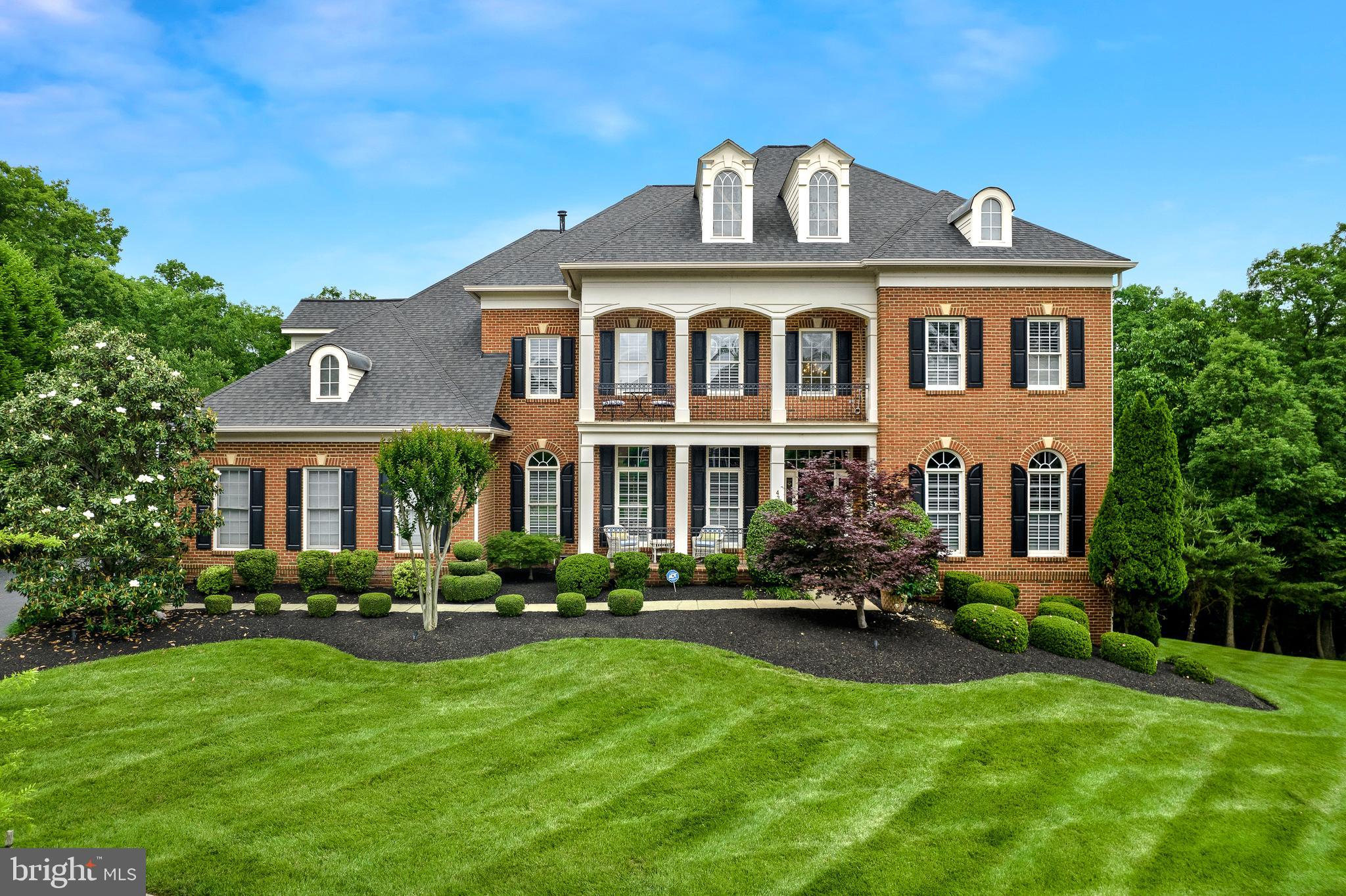 LANSDOWNE ON THE POTOMAC - Residential