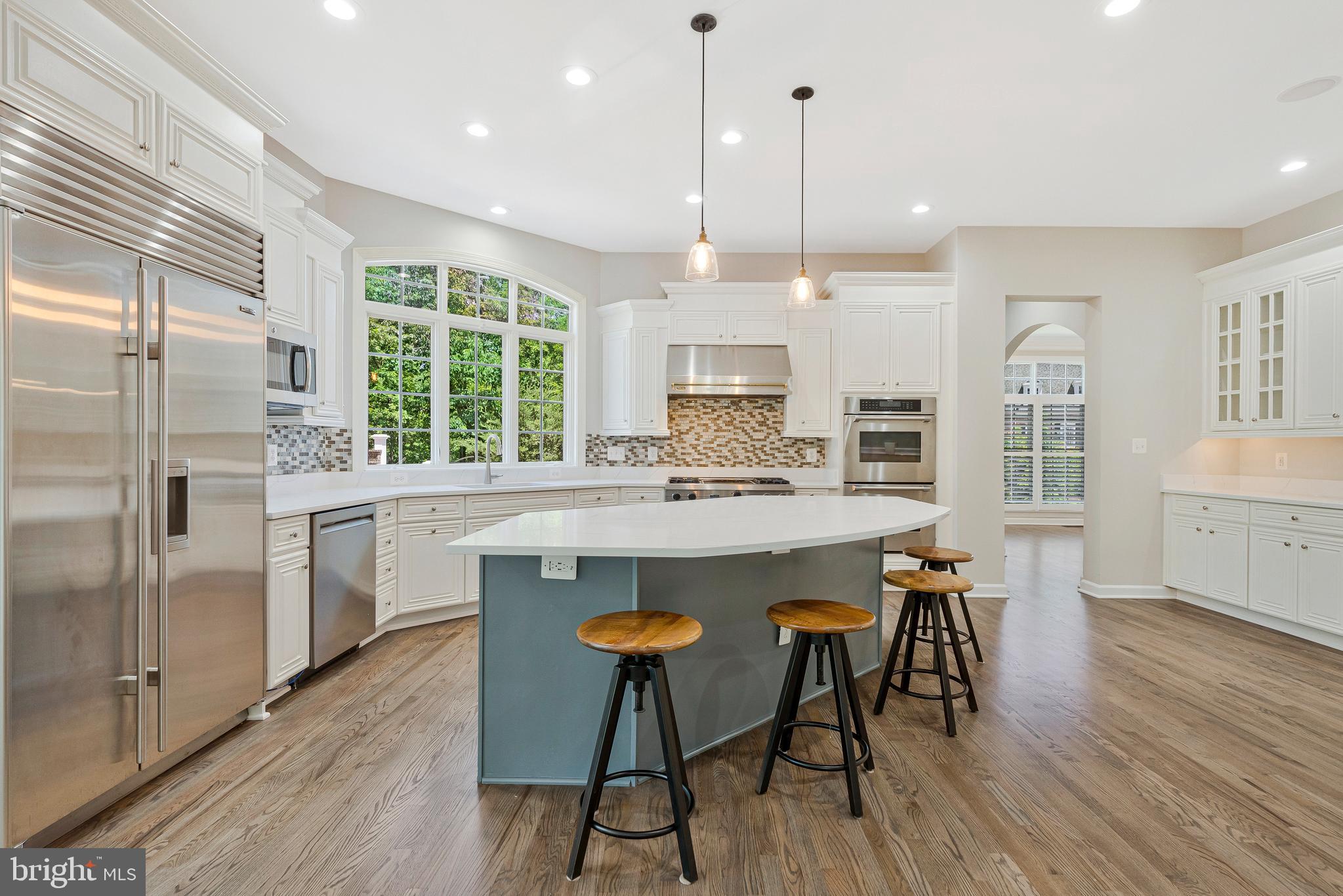 LANSDOWNE ON THE POTOMAC - Residential