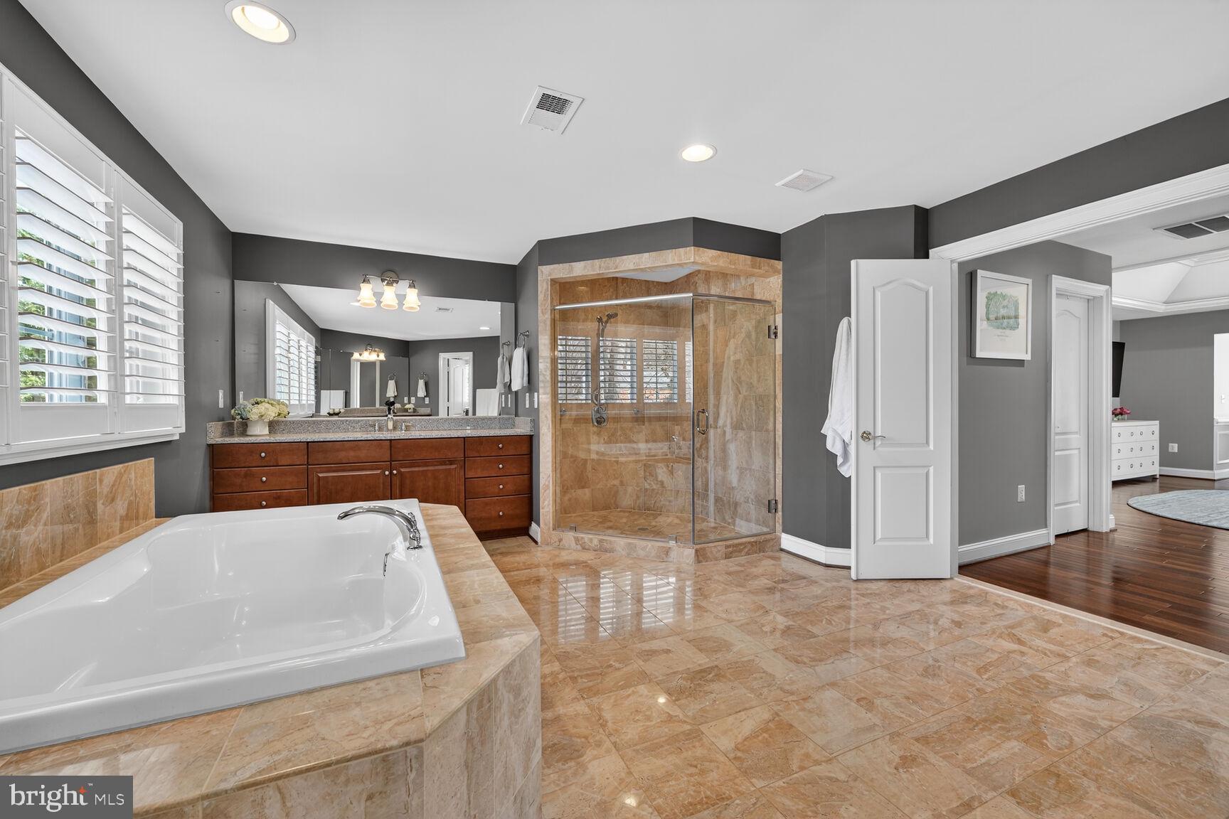 MINOR HILL - Residential