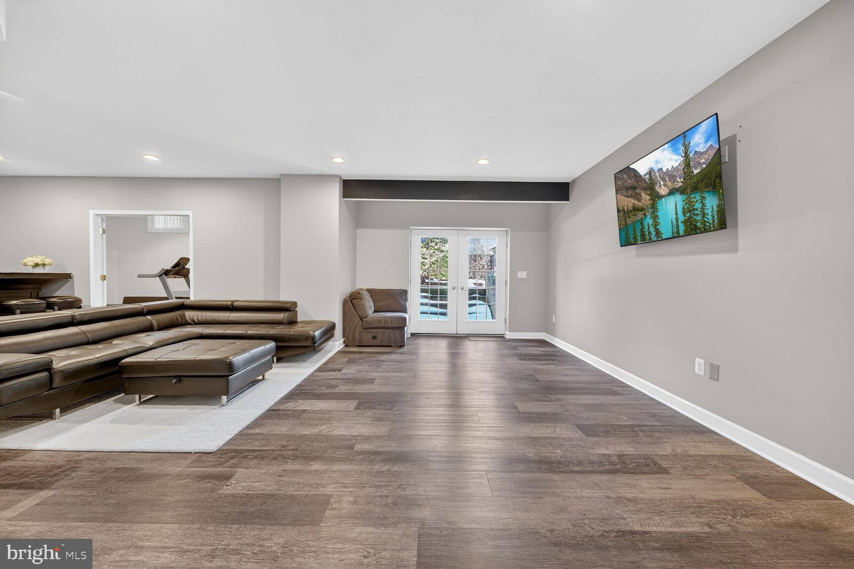 MINOR HILL - Residential