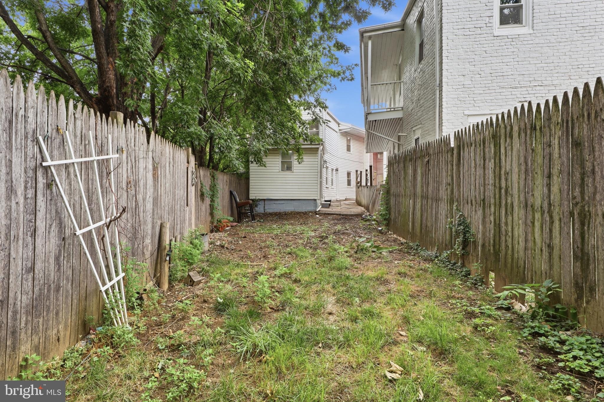 COLUMBIA - Residential