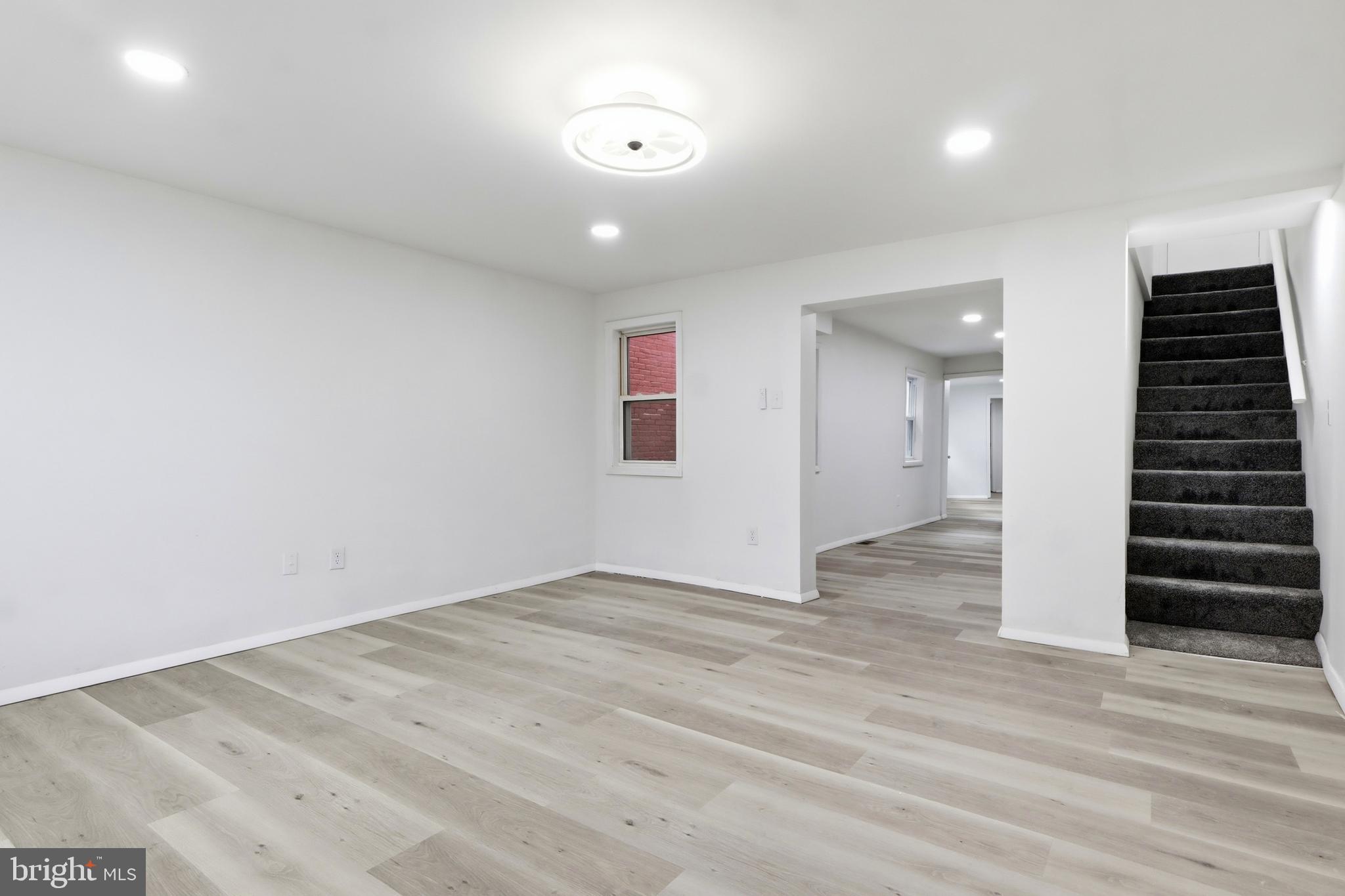 COLUMBIA - Residential