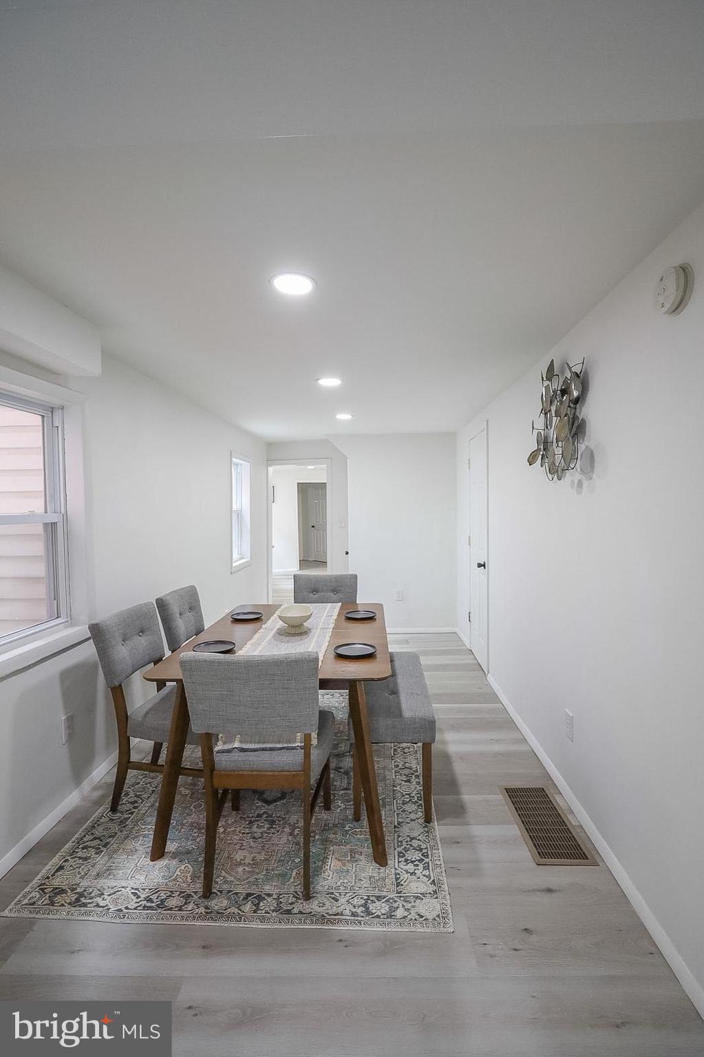 COLUMBIA - Residential