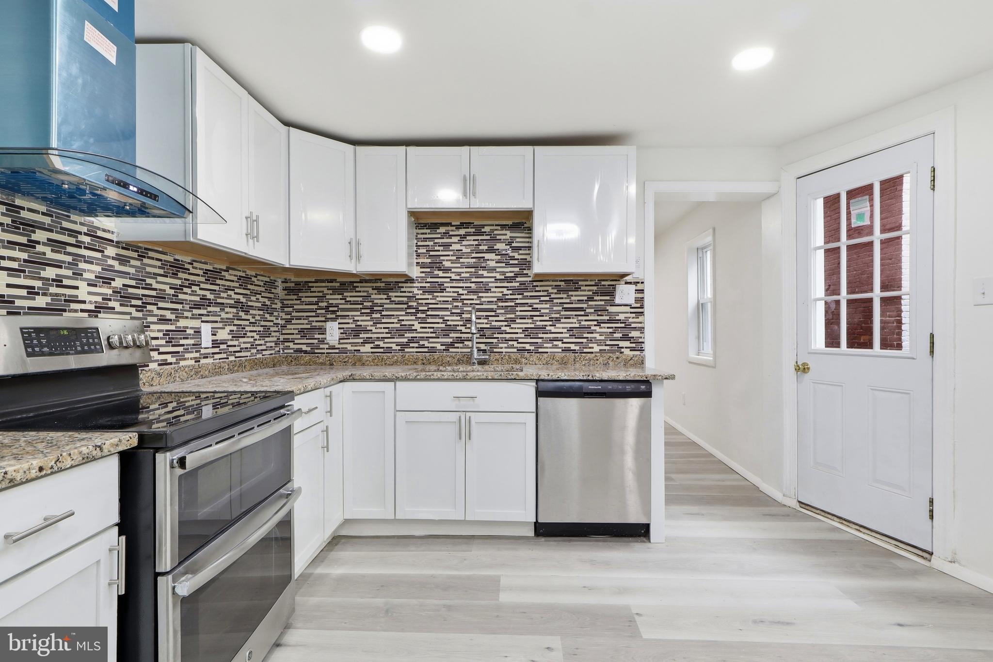 COLUMBIA - Residential