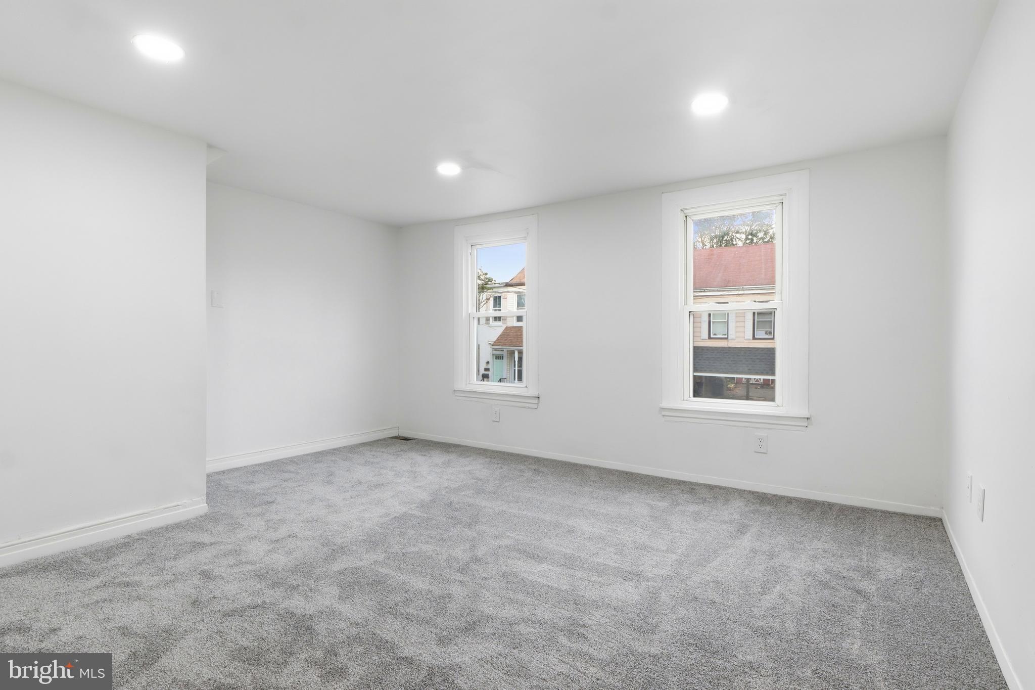 COLUMBIA - Residential