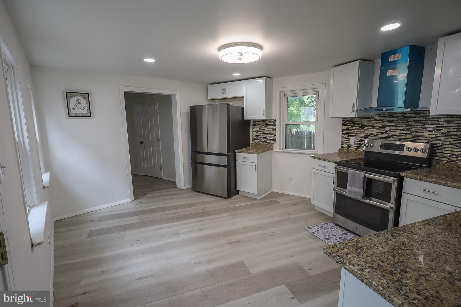 COLUMBIA - Residential