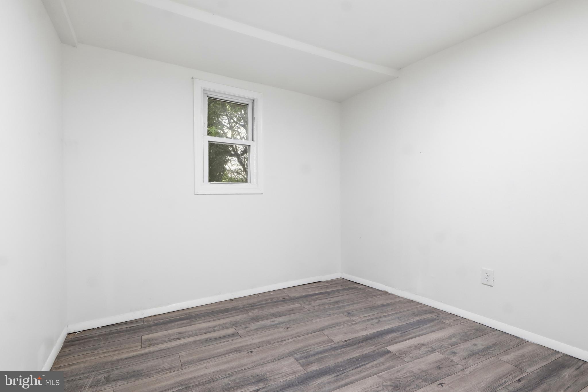 COLUMBIA - Residential