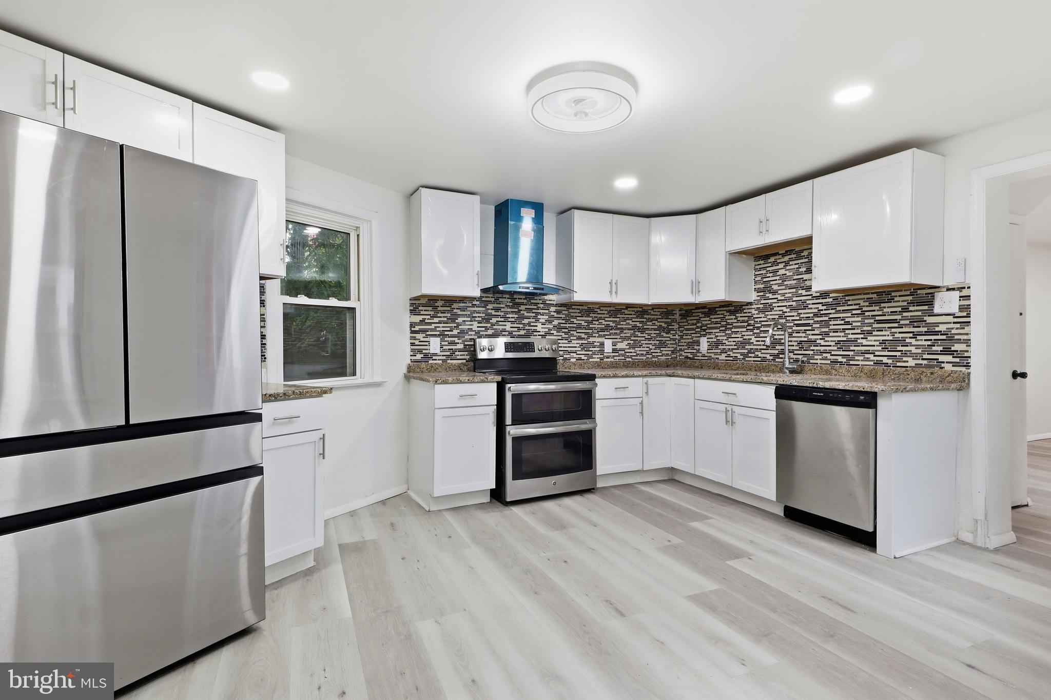 COLUMBIA - Residential
