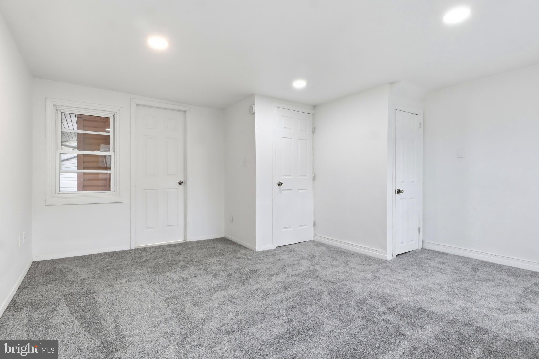 COLUMBIA - Residential