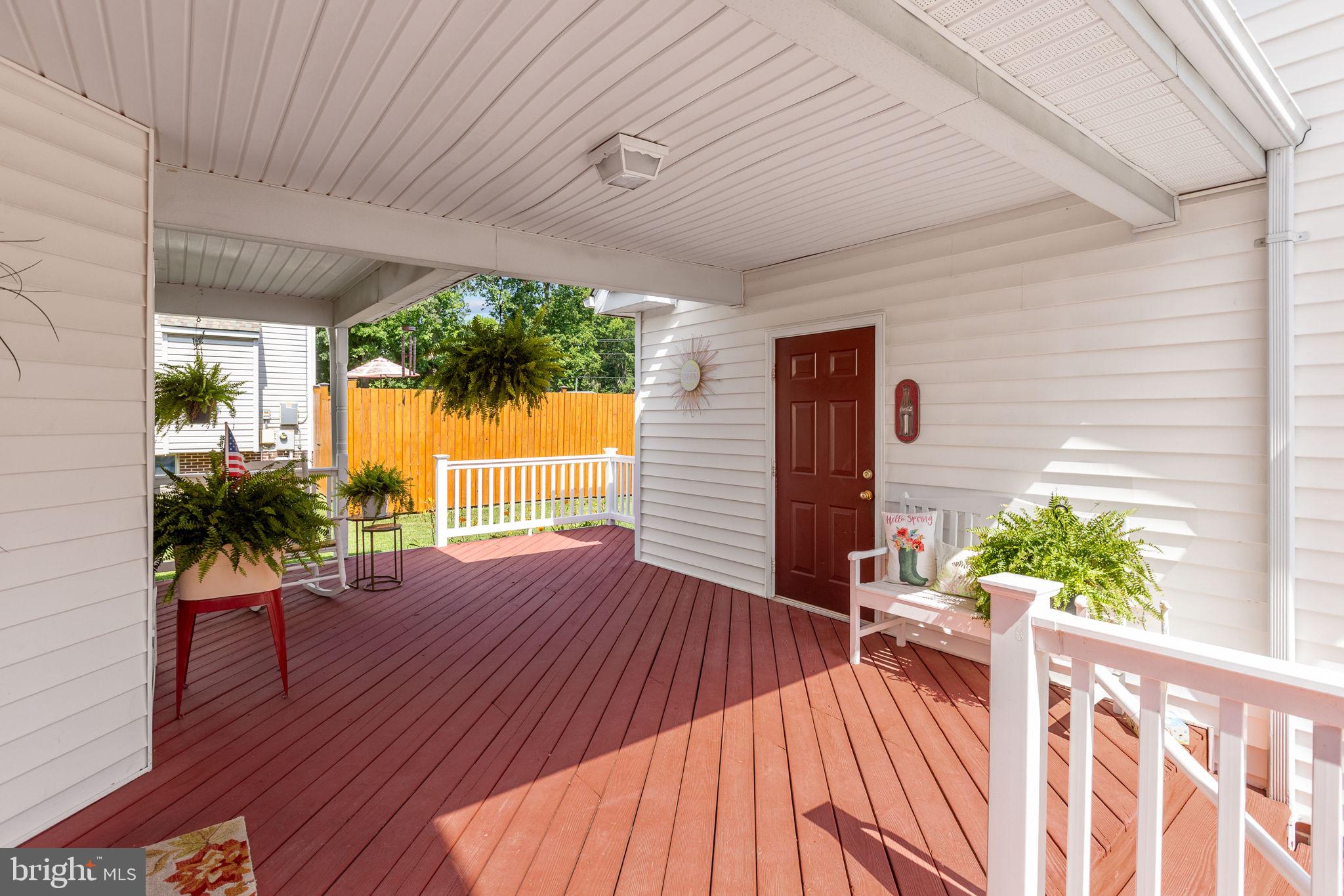 SALEM COURTS - Residential