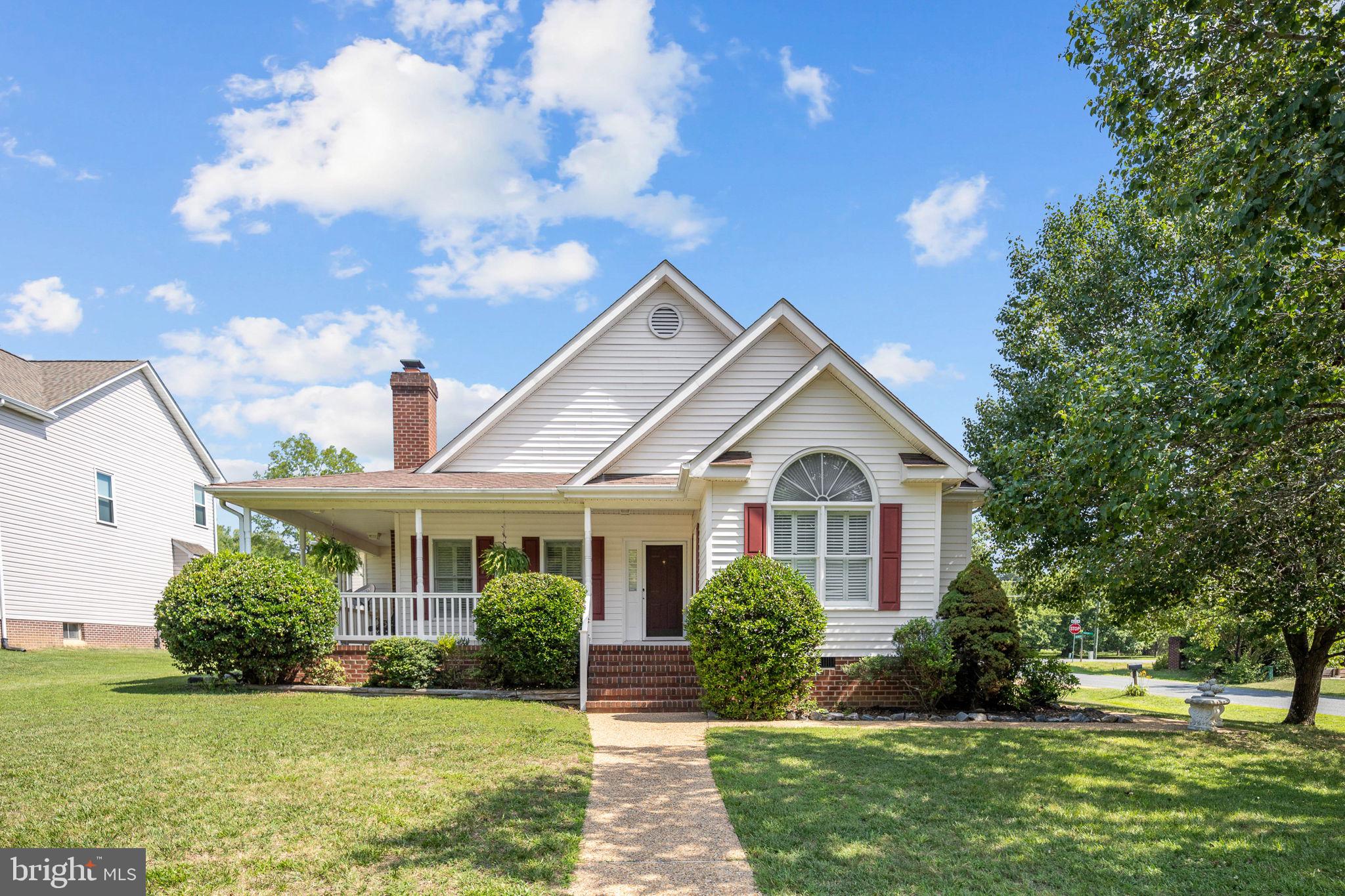 SALEM COURTS - Residential