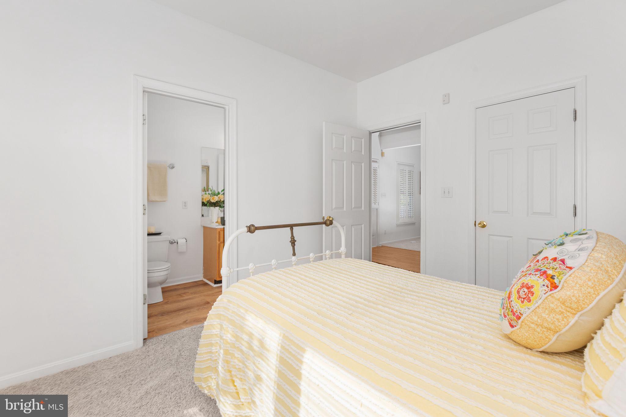 SALEM COURTS - Residential