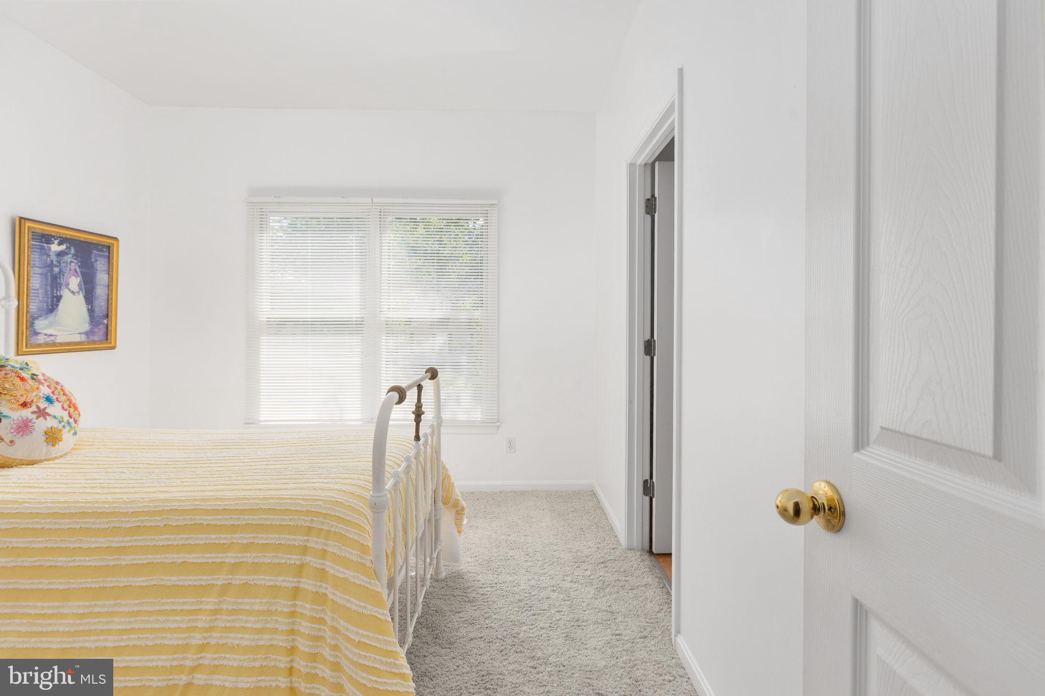 SALEM COURTS - Residential