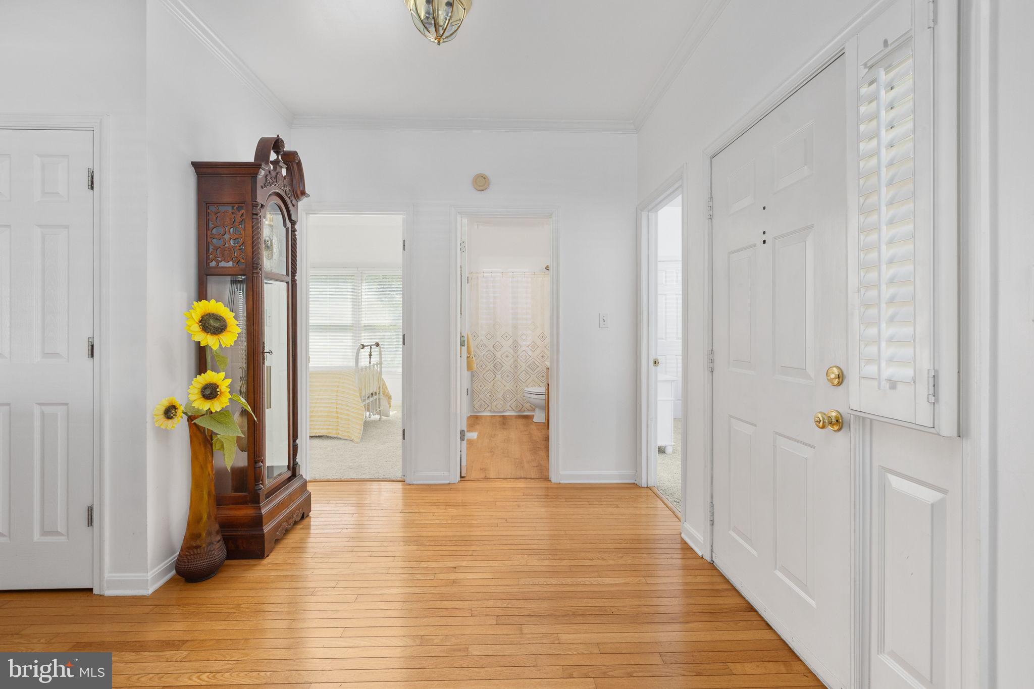 SALEM COURTS - Residential