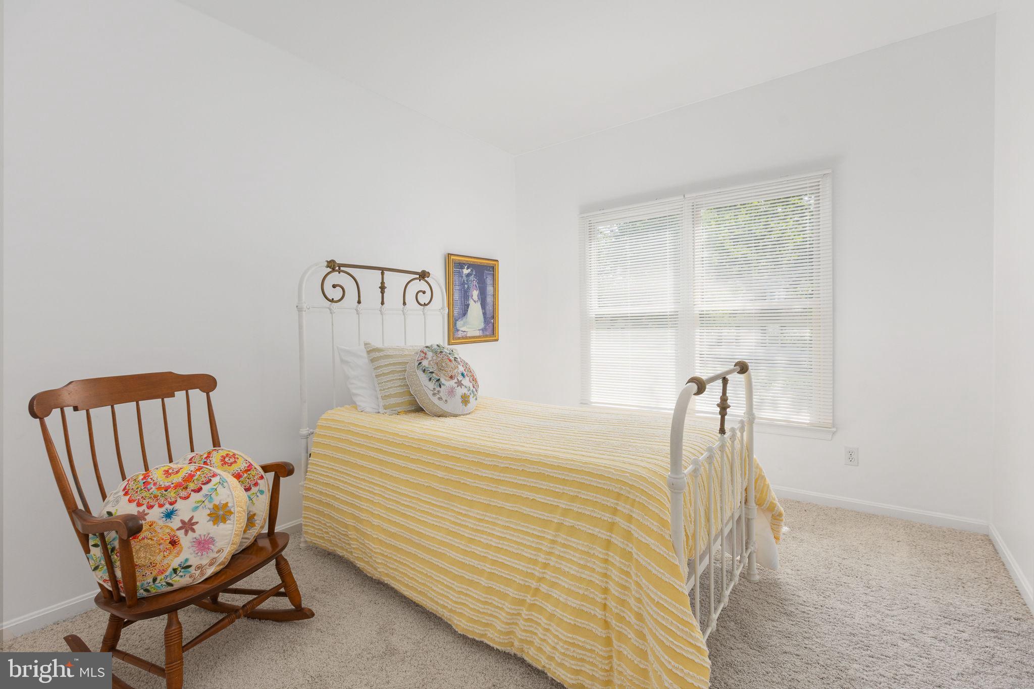 SALEM COURTS - Residential