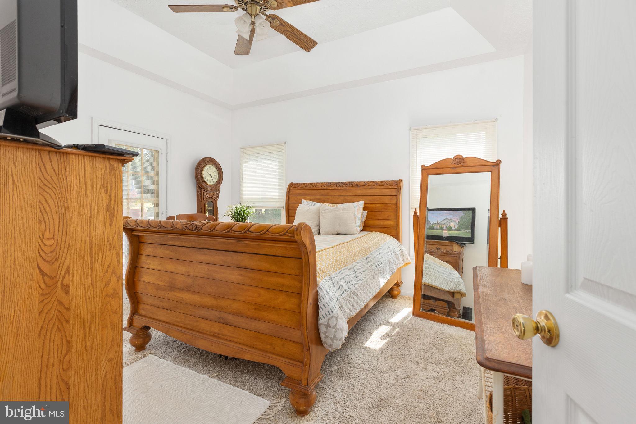 SALEM COURTS - Residential