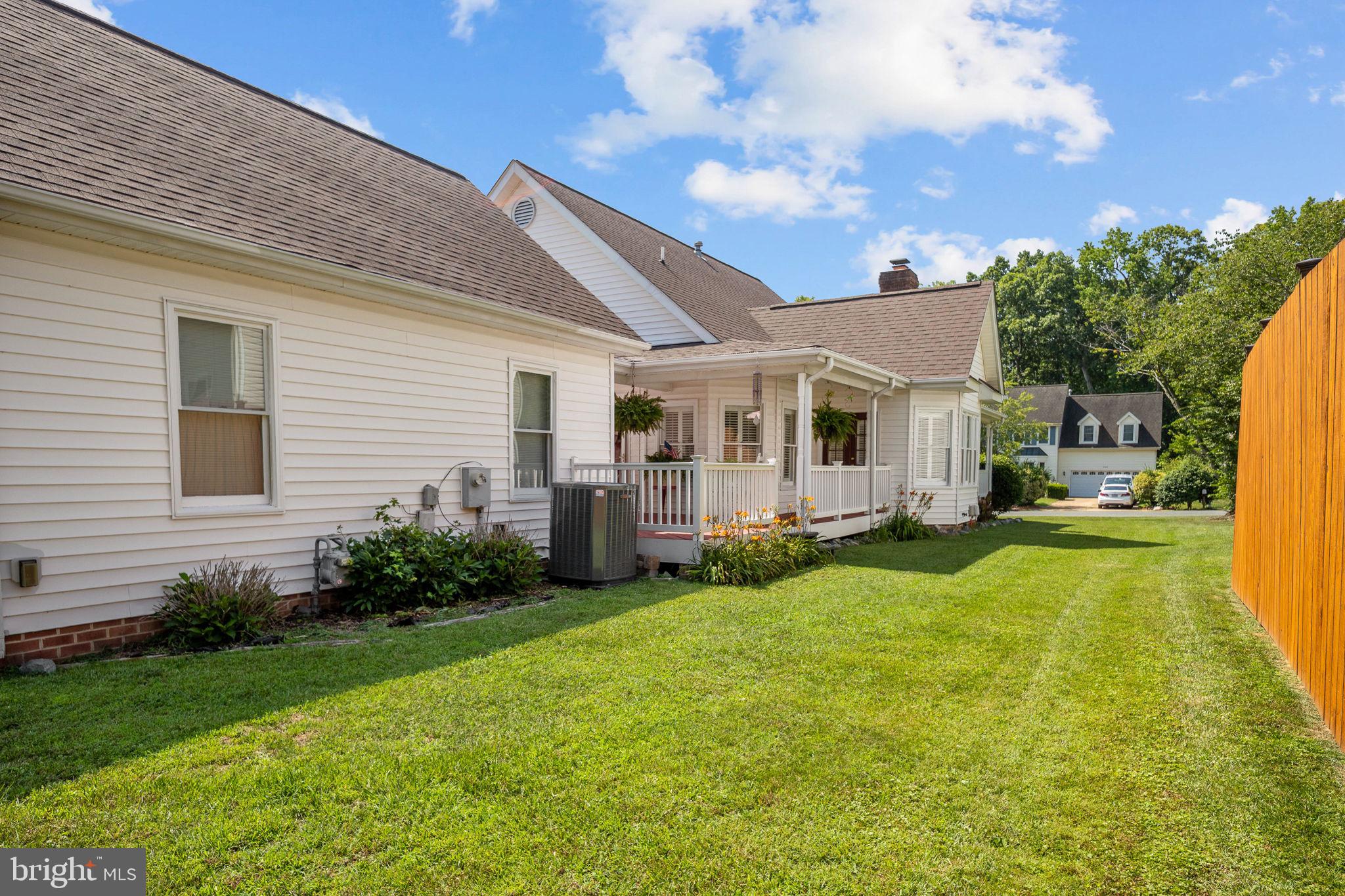 SALEM COURTS - Residential