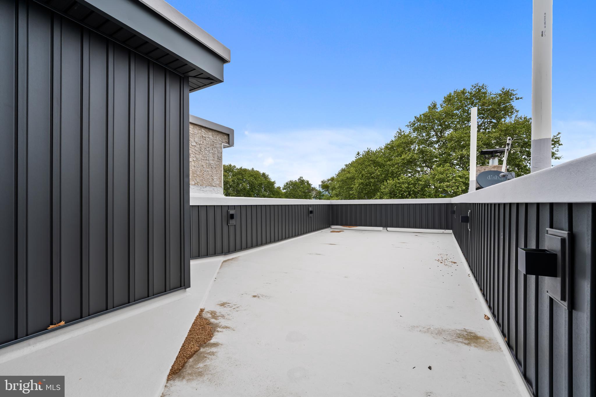 POINT BREEZE - Residential