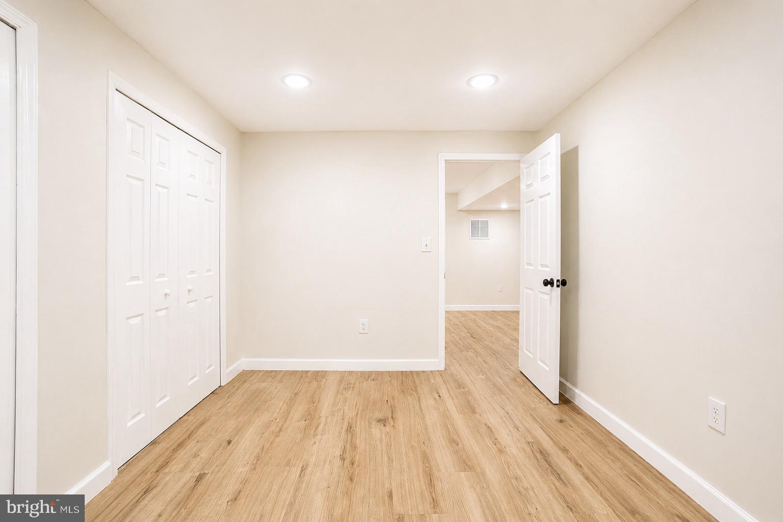 WATTS BRANCH MEADOWS - Residential