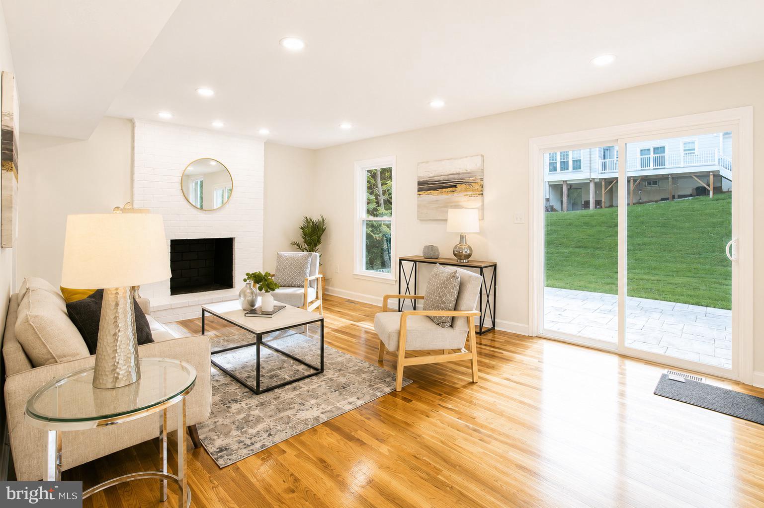 WATTS BRANCH MEADOWS - Residential
