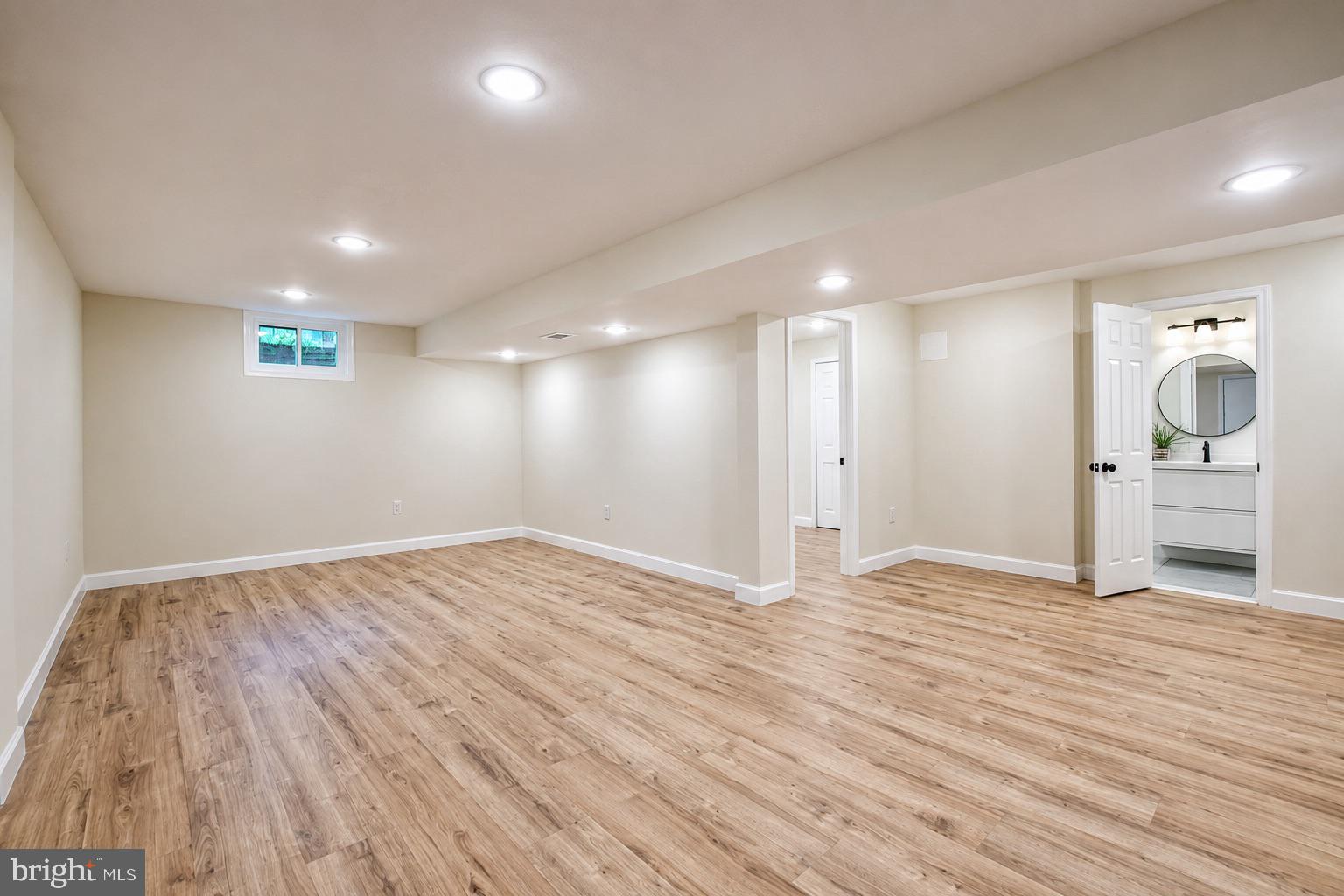 WATTS BRANCH MEADOWS - Residential