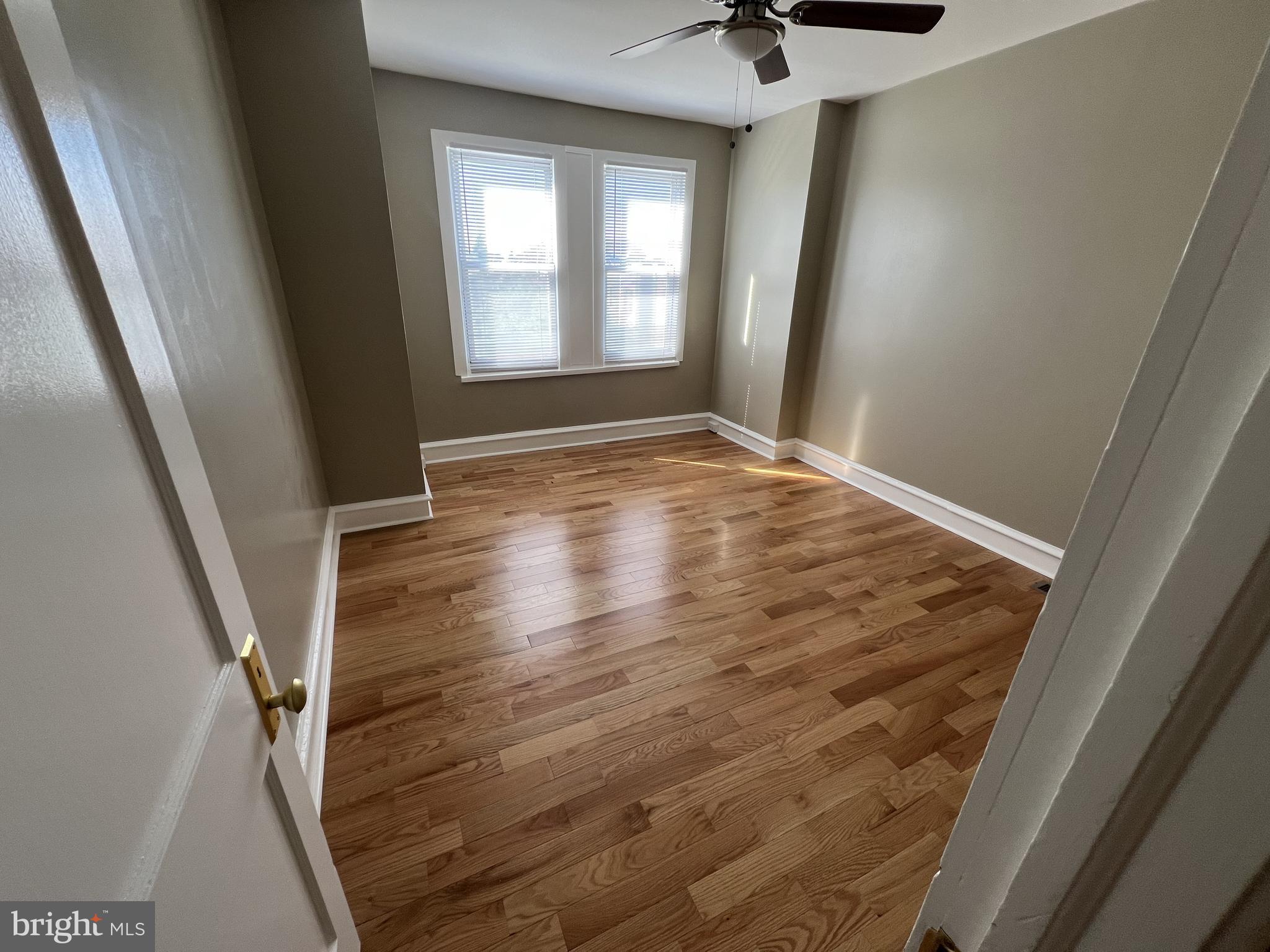 LAWNCREST - Residential