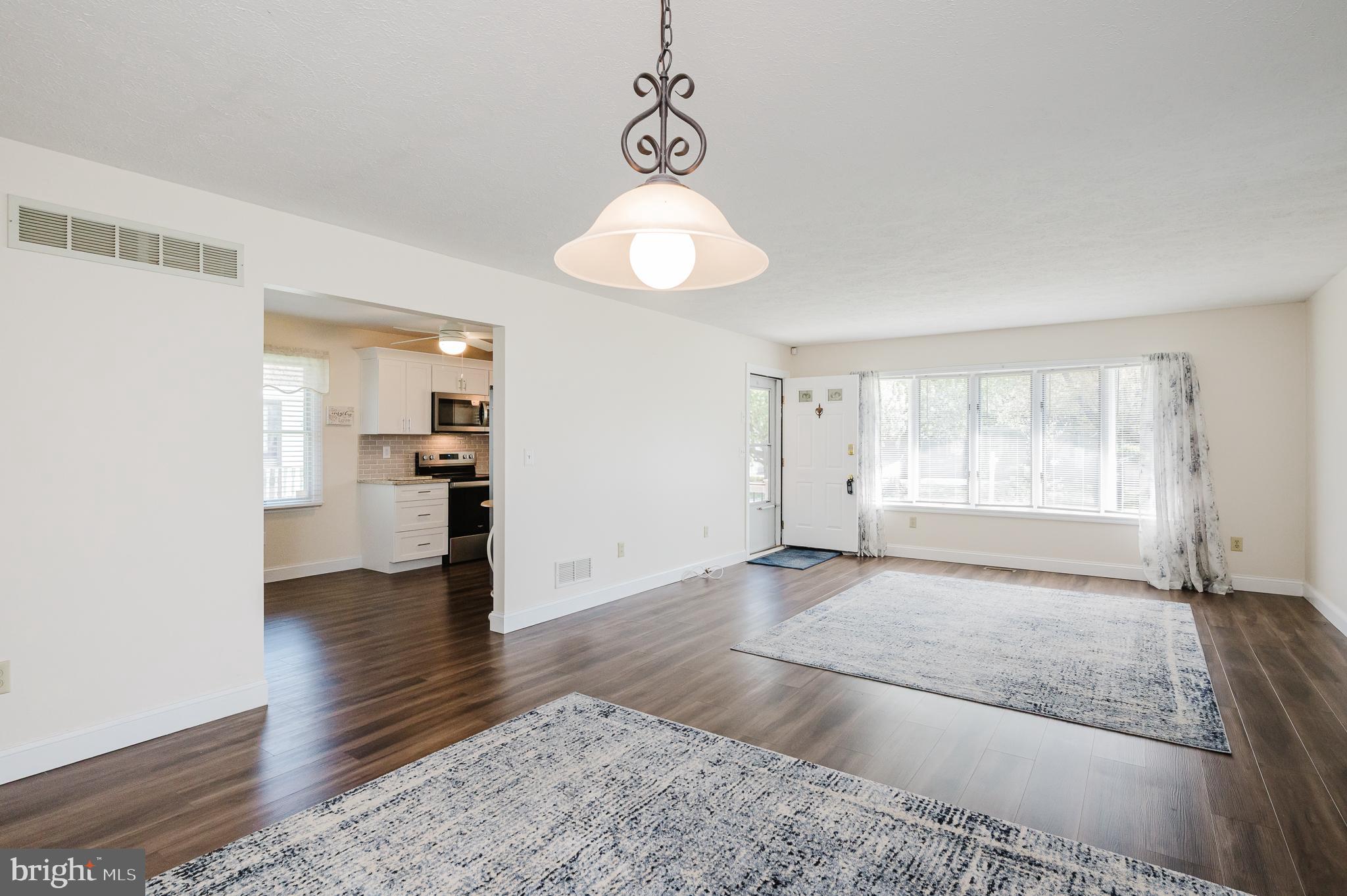 OLIVER BEACH - Residential