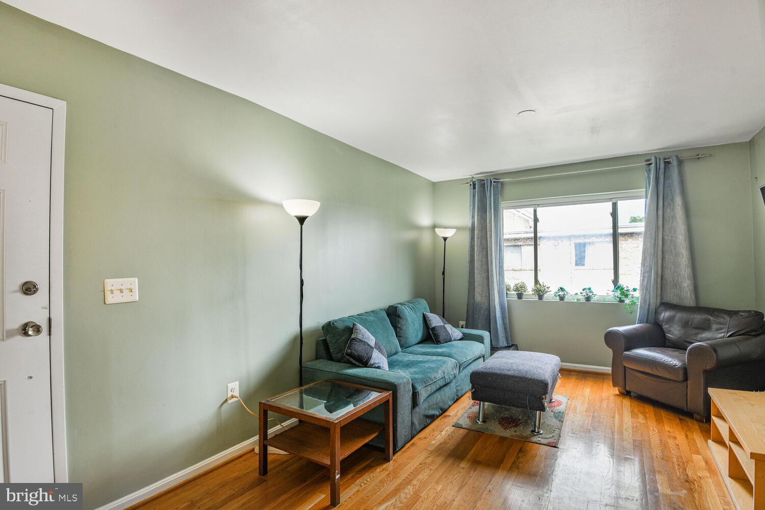 DEANWOOD - Residential