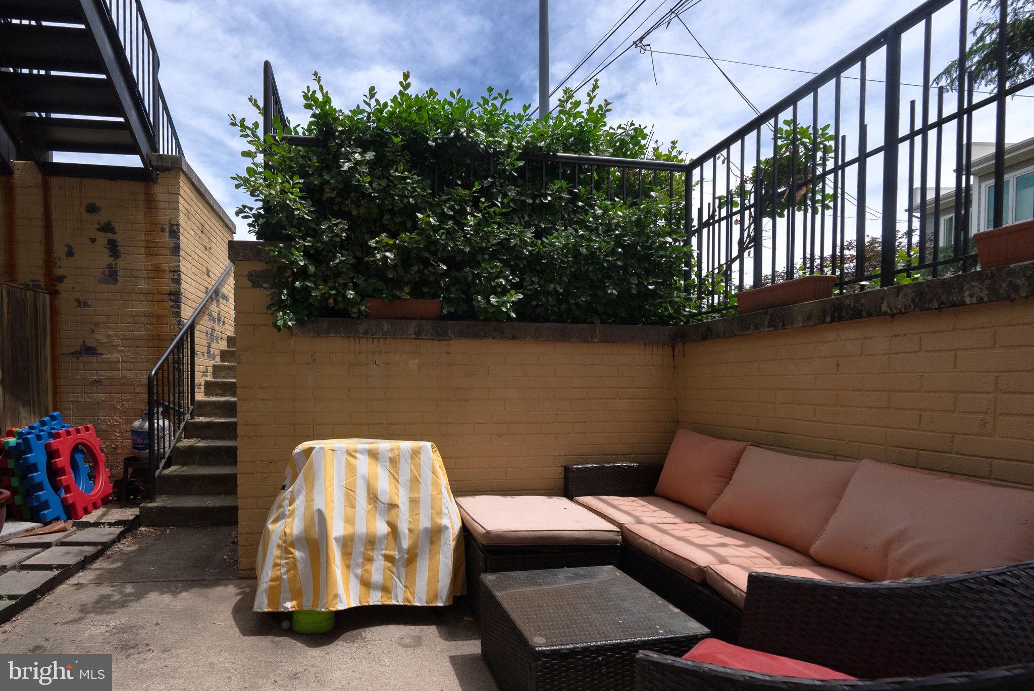CAPITOL HILL - Residential Lease