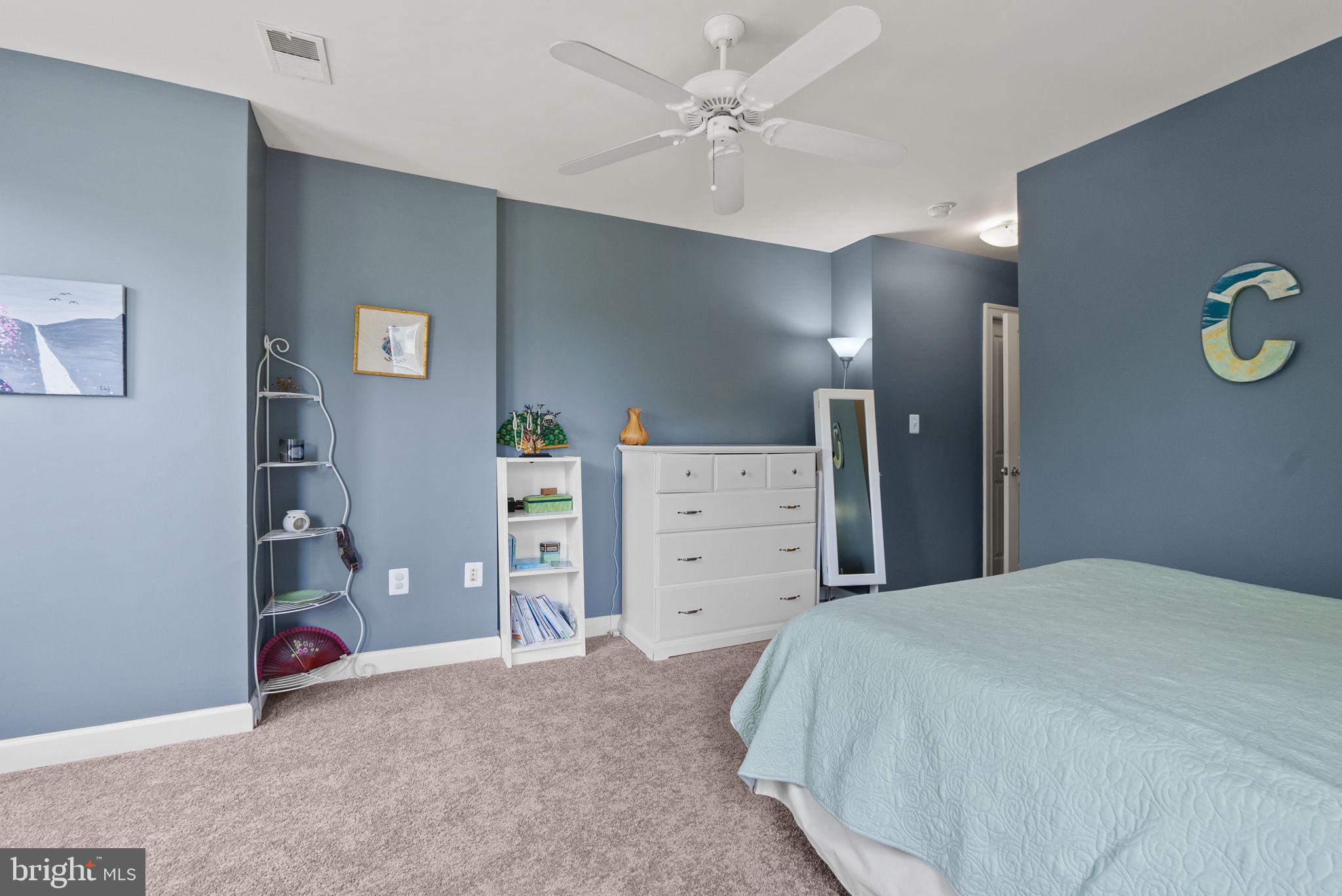 CAPITOL HILL - Residential Lease