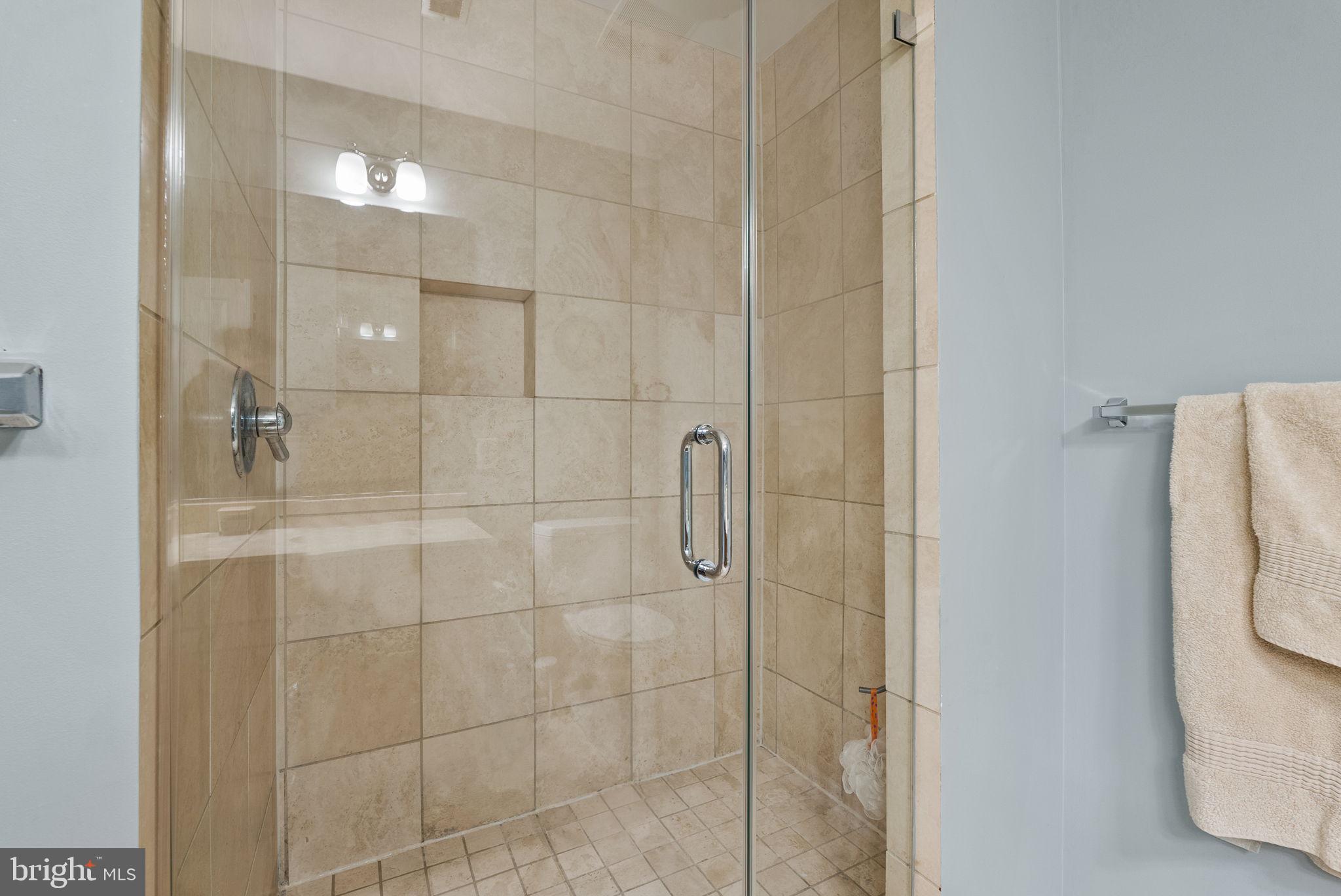 CAPITOL HILL - Residential Lease