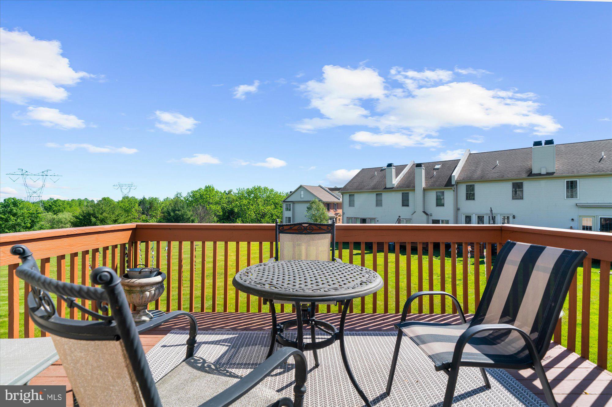 CHARLESTOWNE - Residential