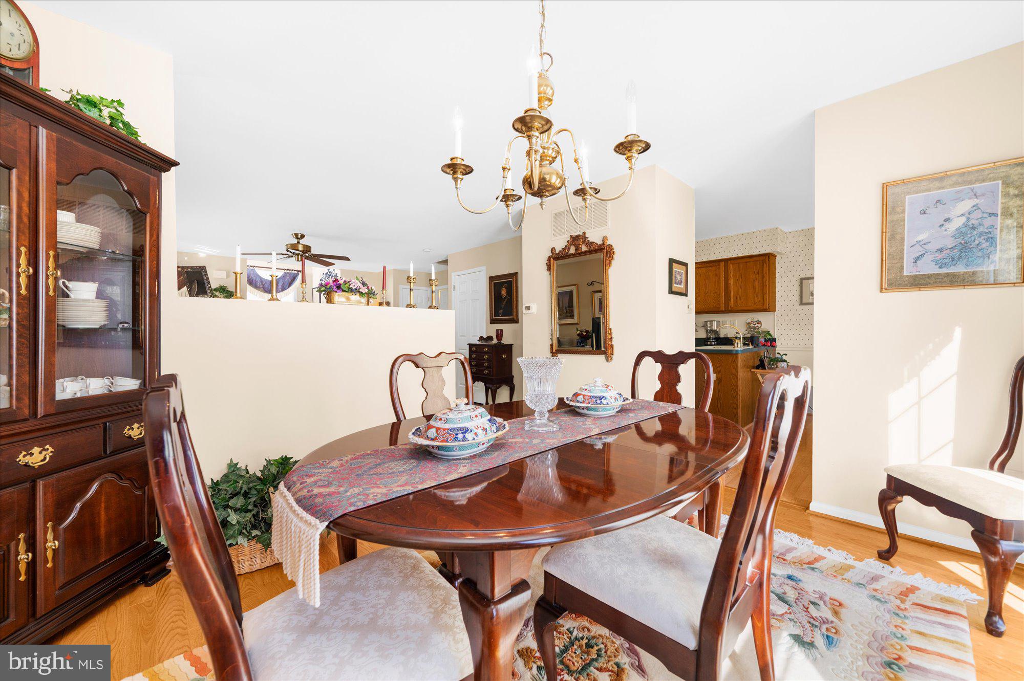 CHARLESTOWNE - Residential