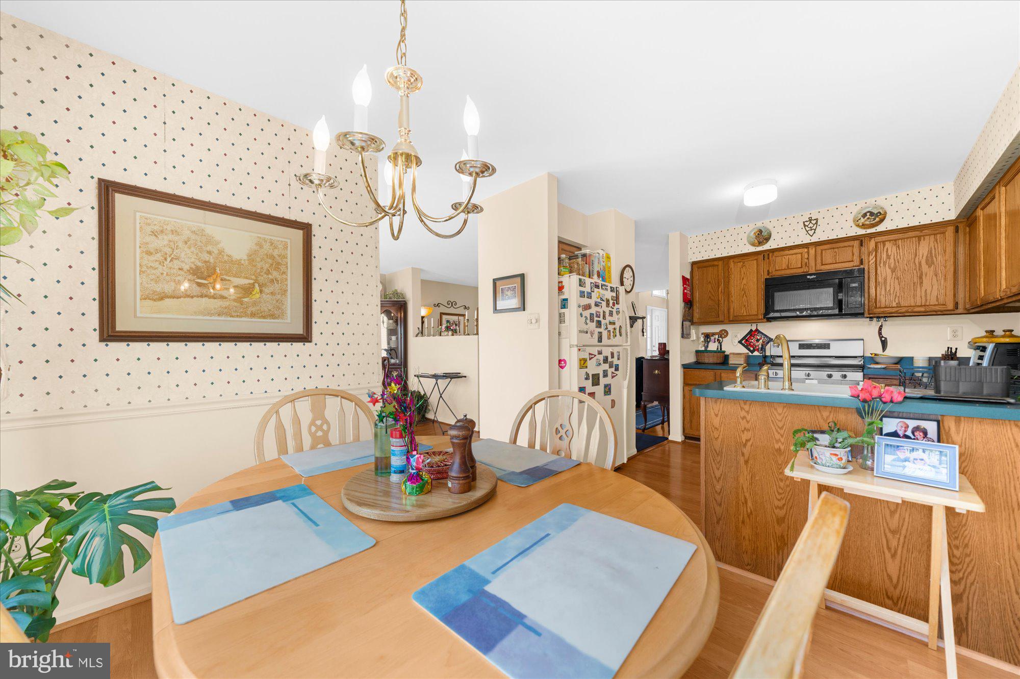CHARLESTOWNE - Residential