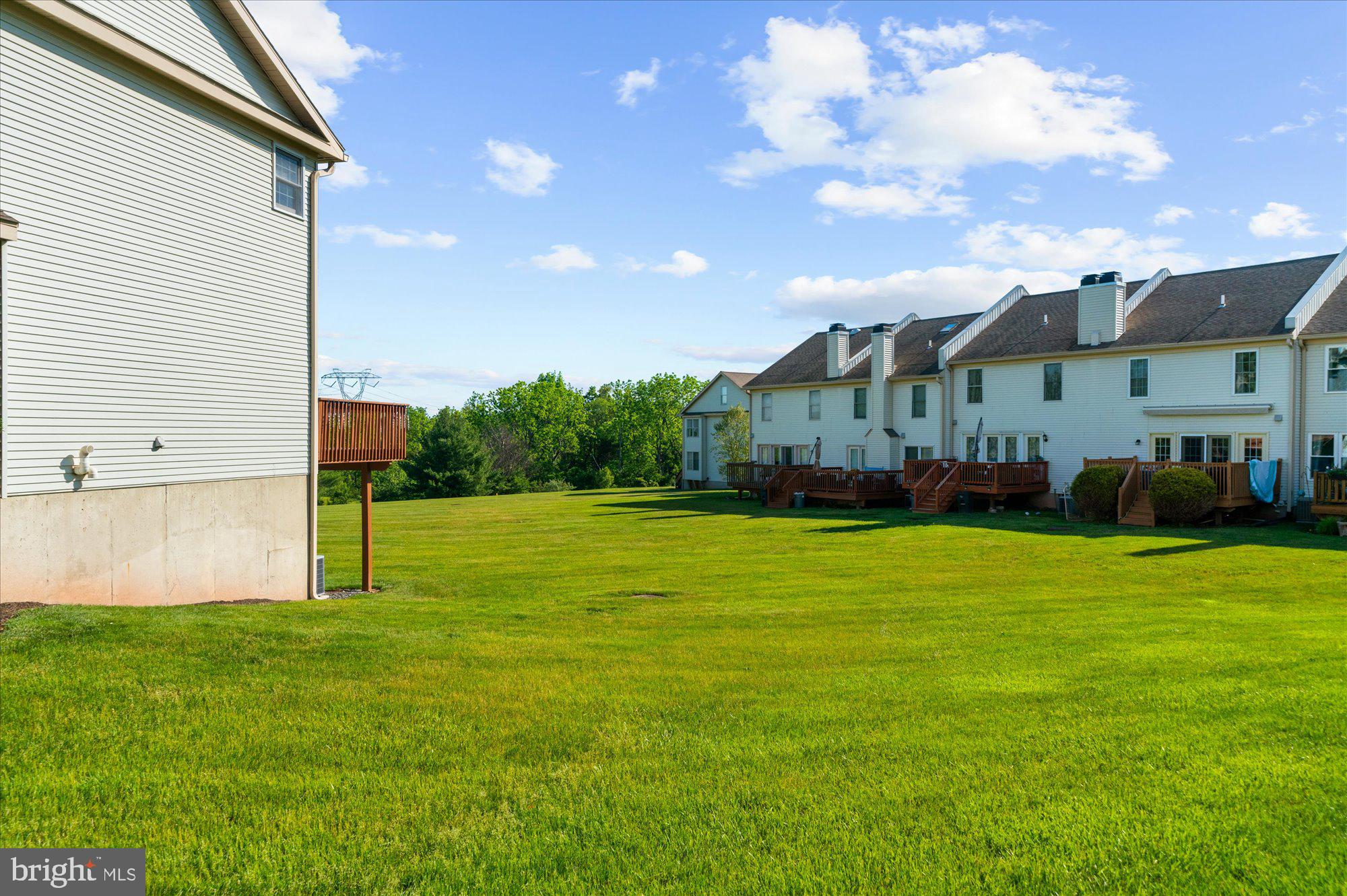 CHARLESTOWNE - Residential