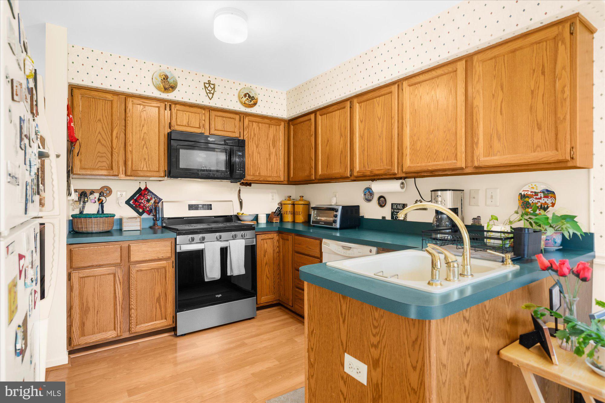 CHARLESTOWNE - Residential